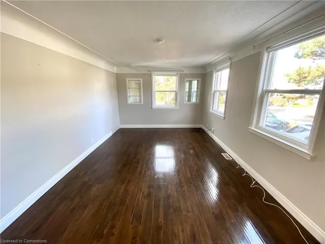 Additional property image - 306 Paling Ave