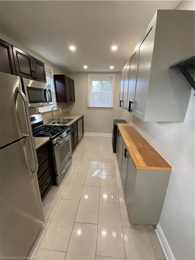 Additional property image - 306 Paling Ave