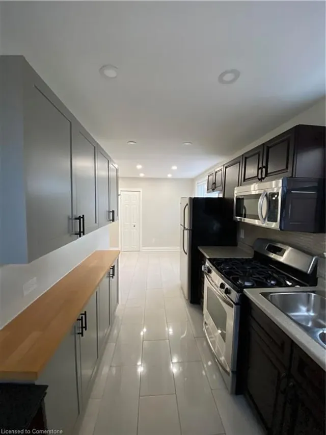 Additional property image - 306 Paling Ave
