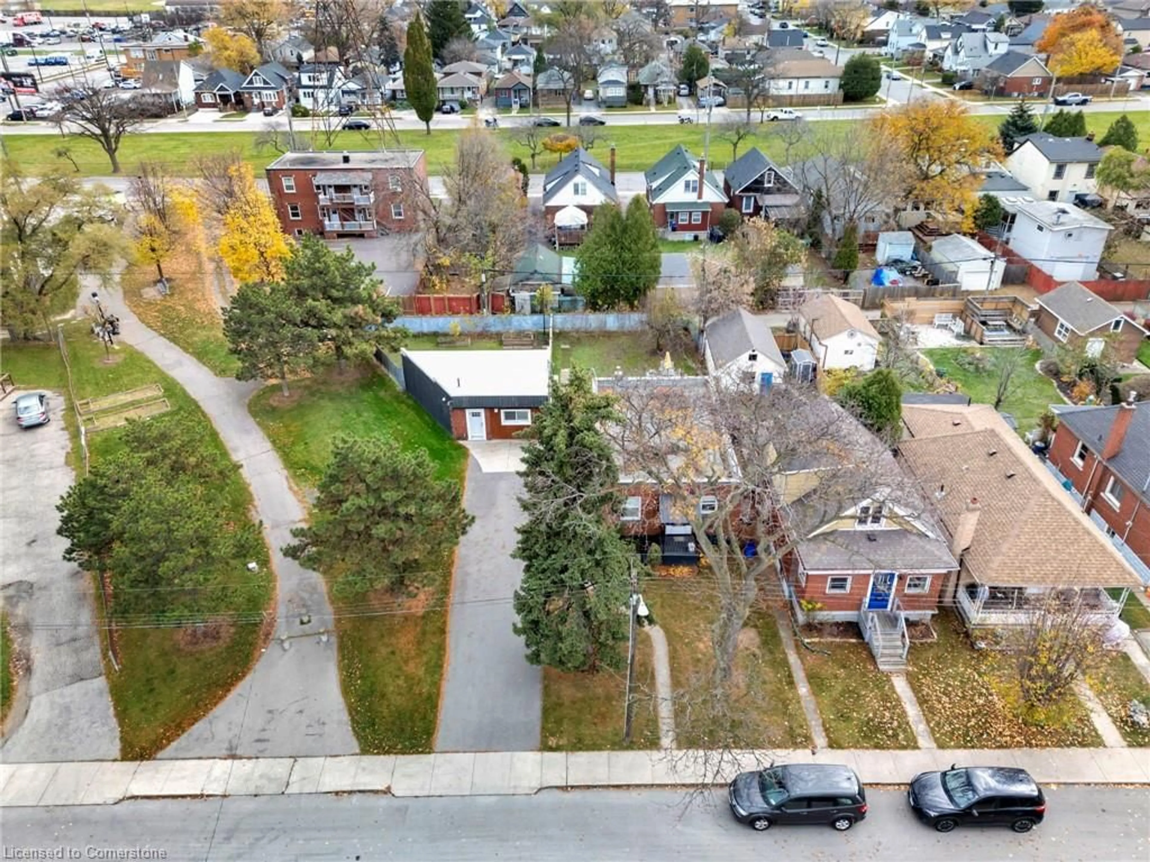 Frontside or backside of a home, the street view for 306 Paling Ave, Hamilton Ontario L8H 5J9