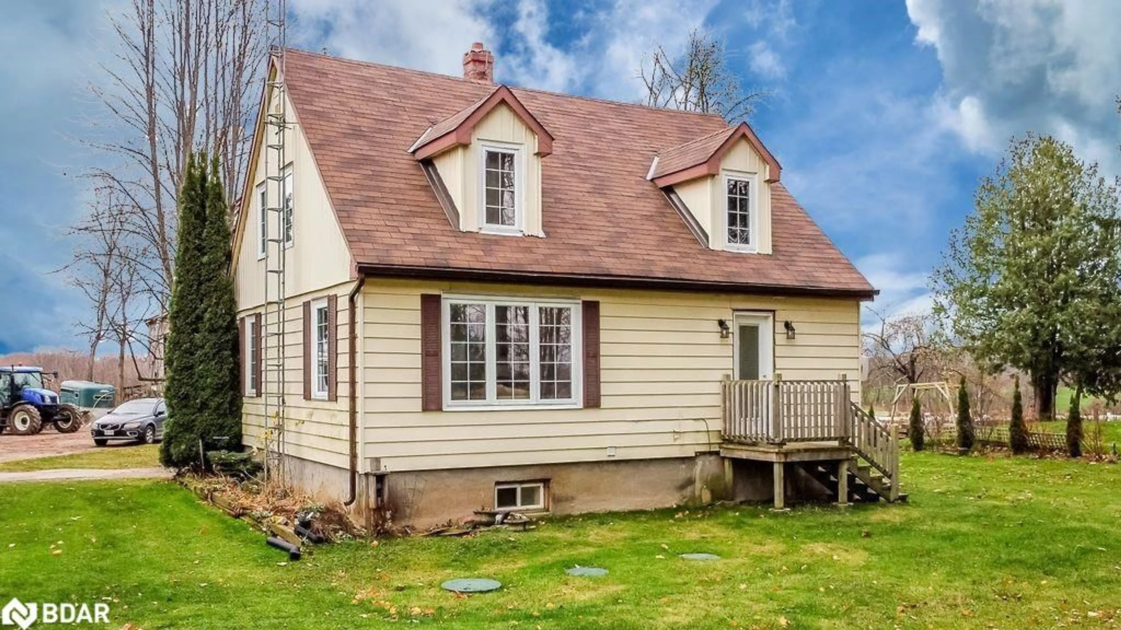 Frontside or backside of a home, cottage for 363 12 Line, Hawkestone Ontario L0L 1T0