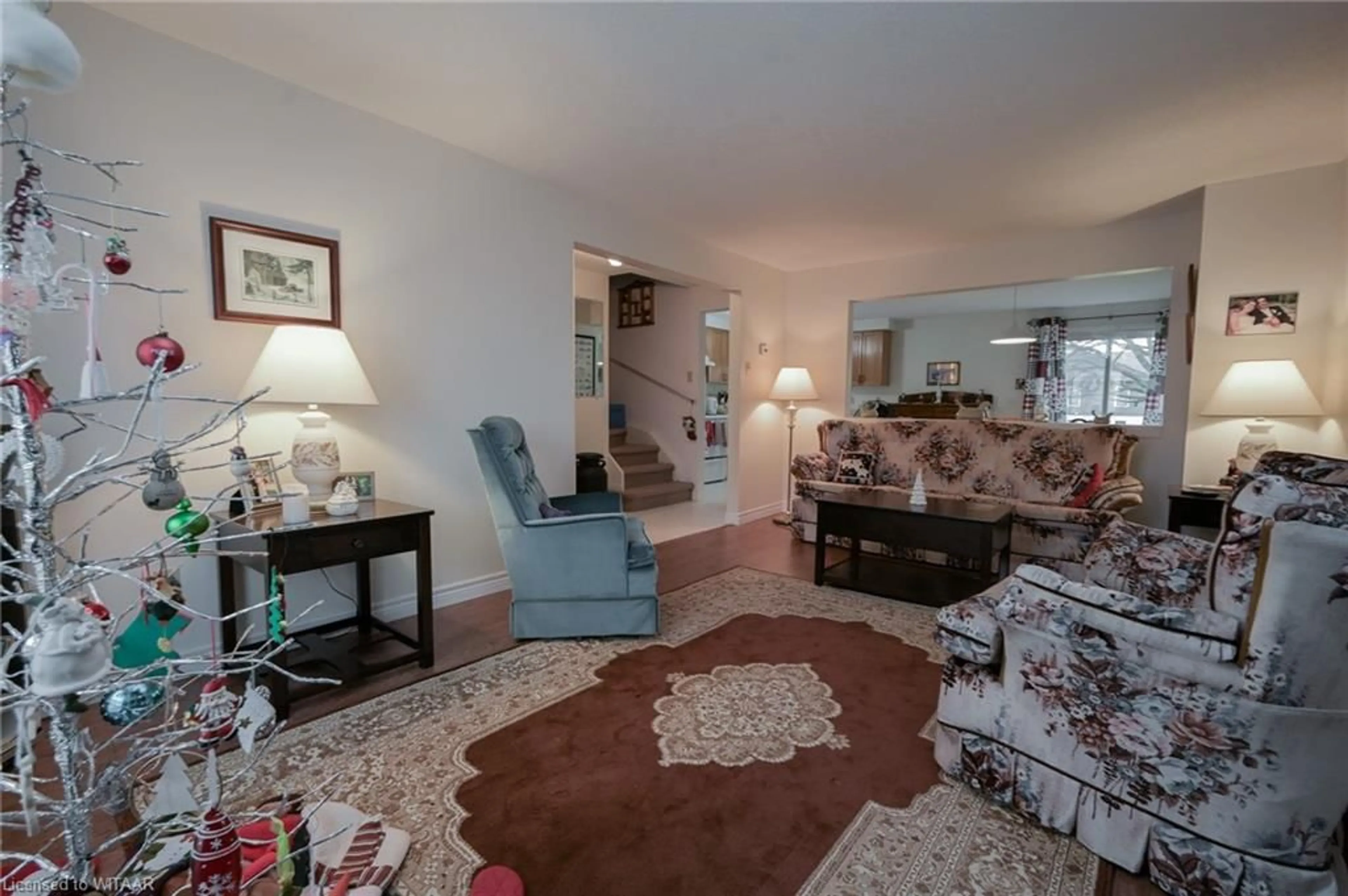 Living room, carpet floors for 380 Quarter Town Line #30, Tillsonburg Ontario N4G 5L5