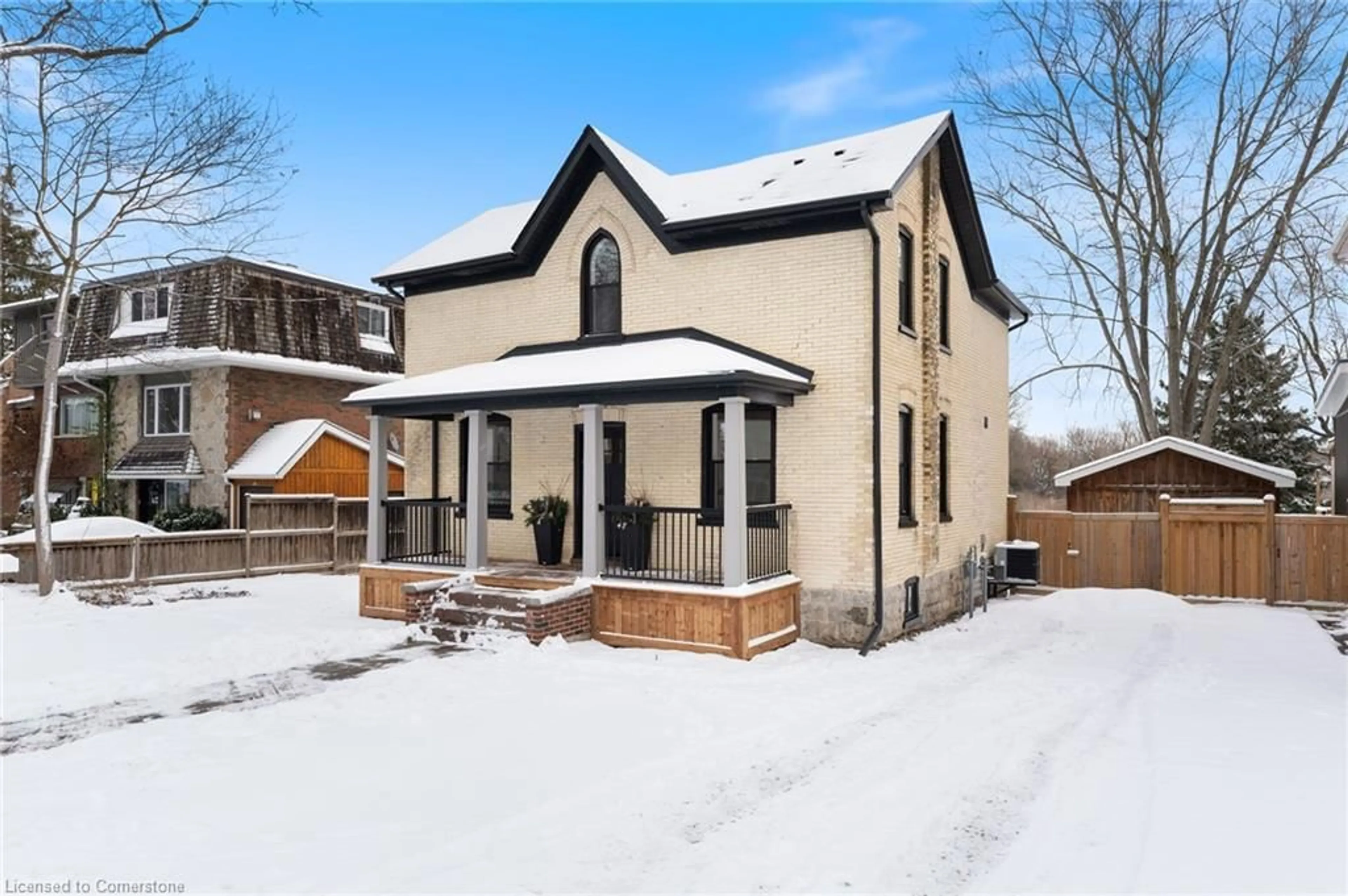 Frontside or backside of a home, cottage for 351 Fountain St, Cambridge Ontario N3H 1J2