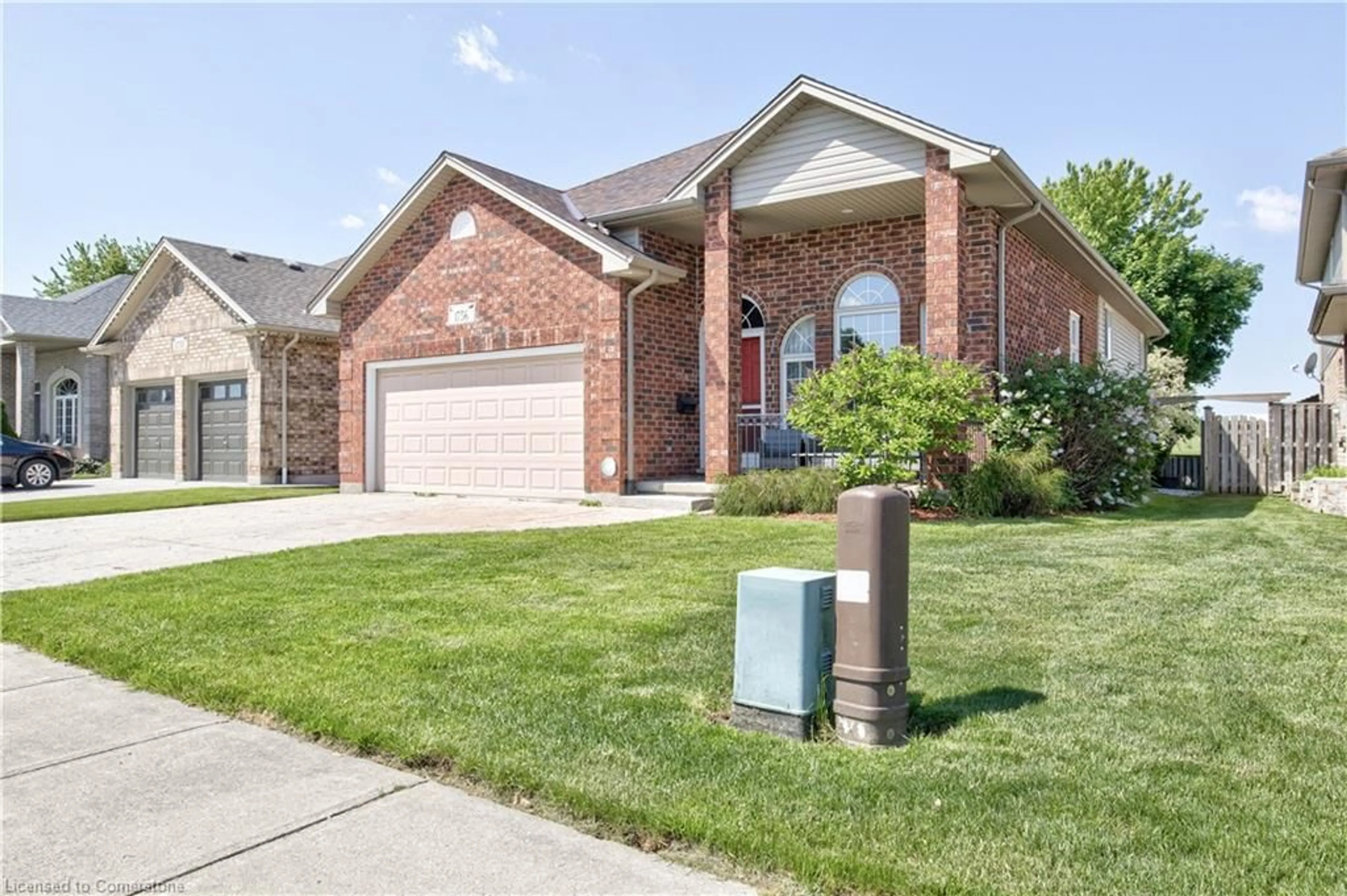 Home with brick exterior material for 1756 Bayswater Cres, London Ontario N6G 5M9