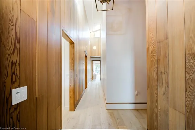 Additional property image - 380 Parkside Dr