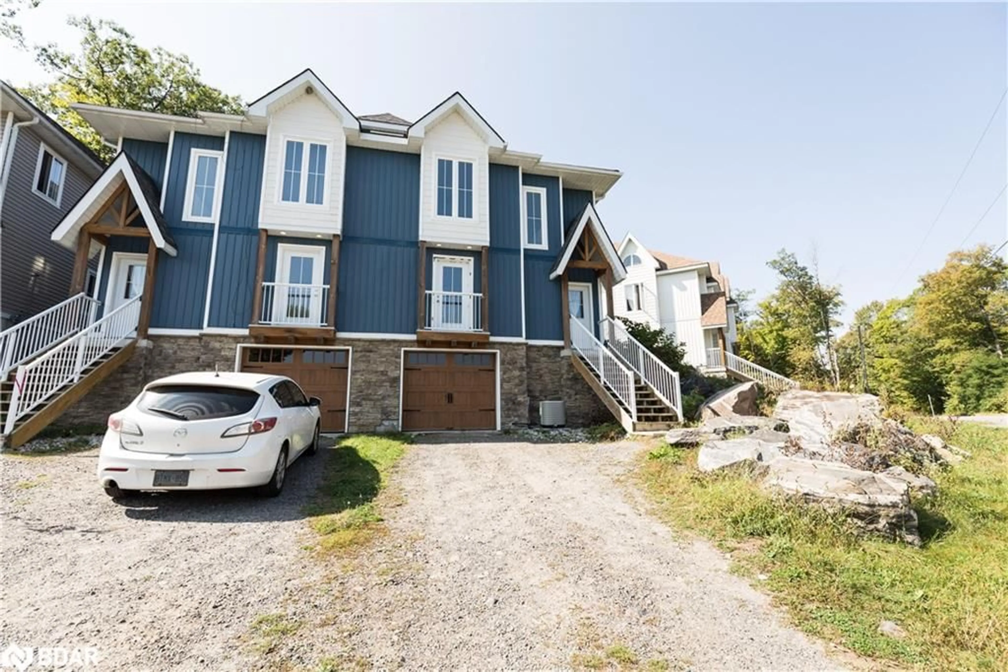 A pic from exterior of the house or condo, cottage for 107 Revell St, Gravenhurst Ontario P1P 1R2