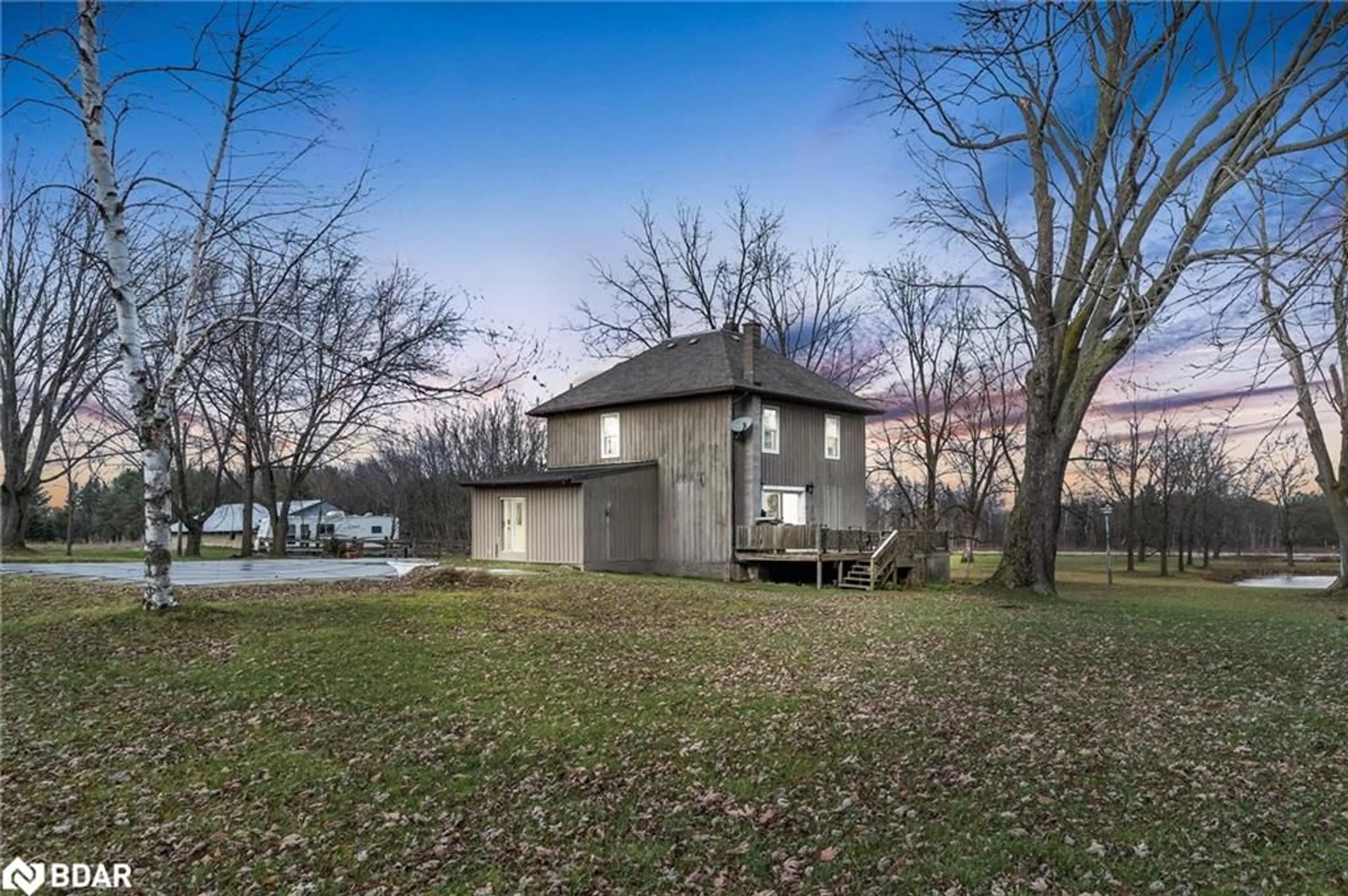 A pic from exterior of the house or condo, the fenced backyard for 7884 County Road 13, Lisle Ontario L0M 1M0