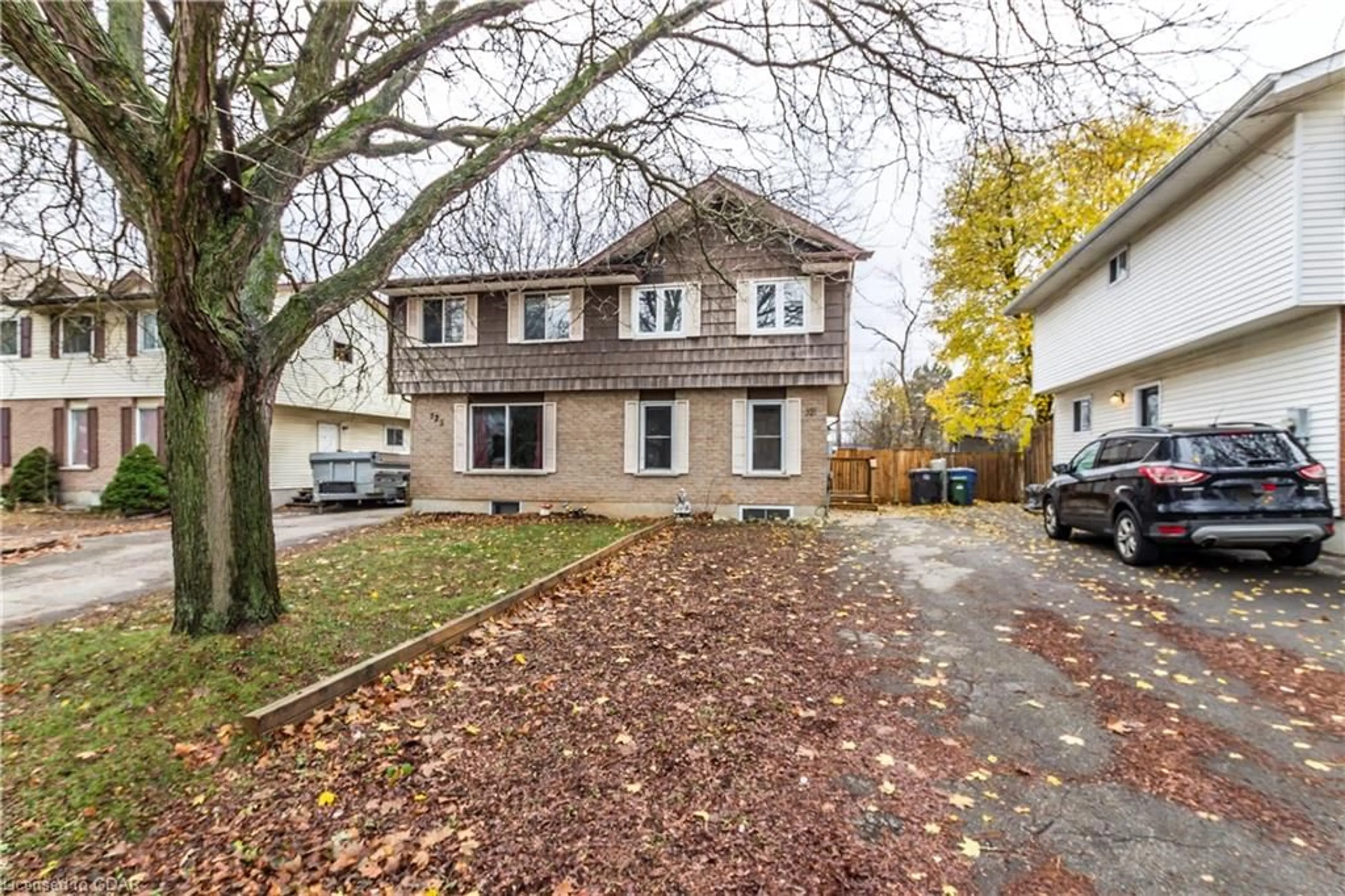 Frontside or backside of a home, the street view for 321 Cole Rd, Guelph Ontario N1G 3G7