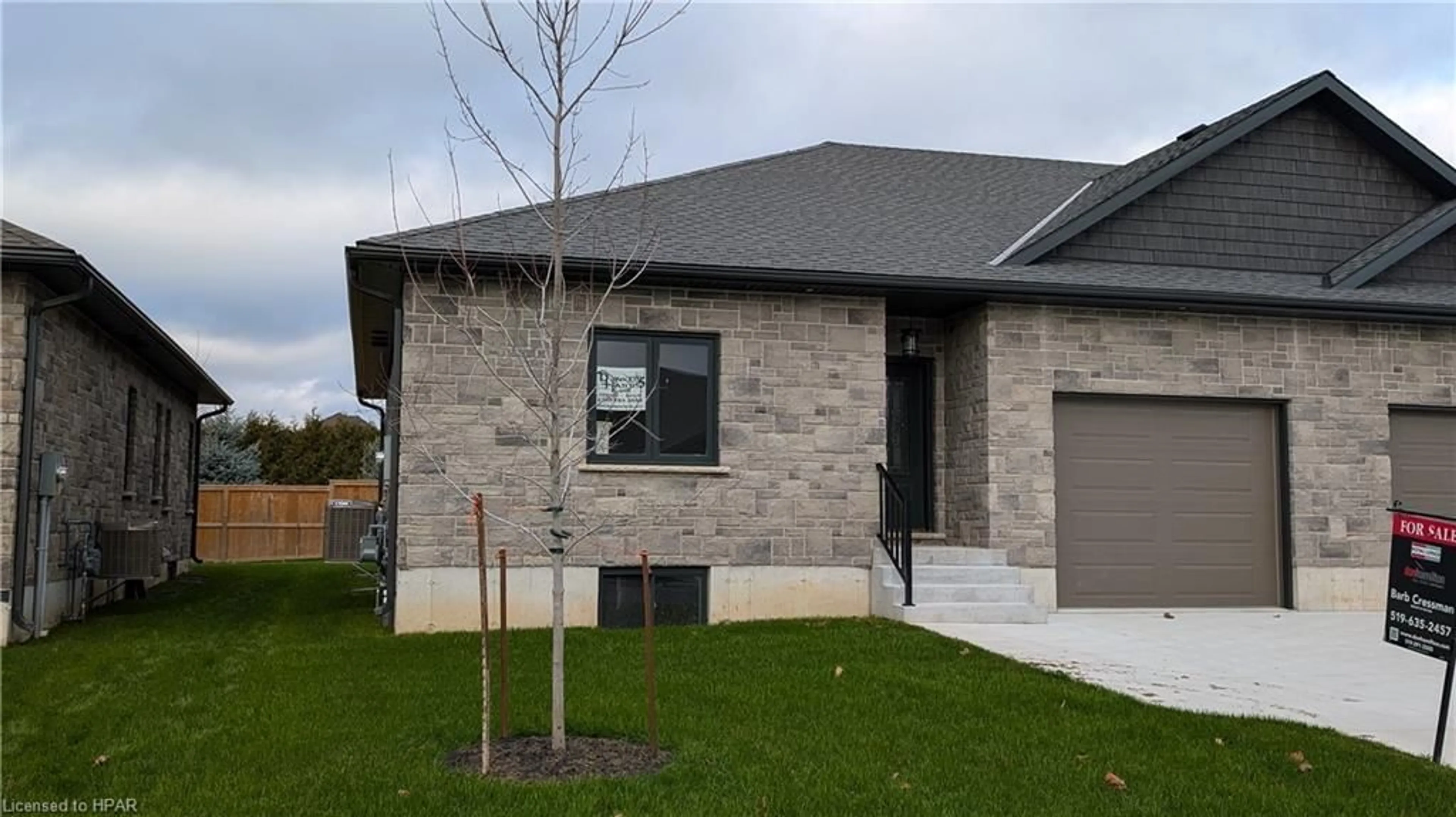 Home with brick exterior material for 272 Queen St, Atwood Ontario N0G 1B0