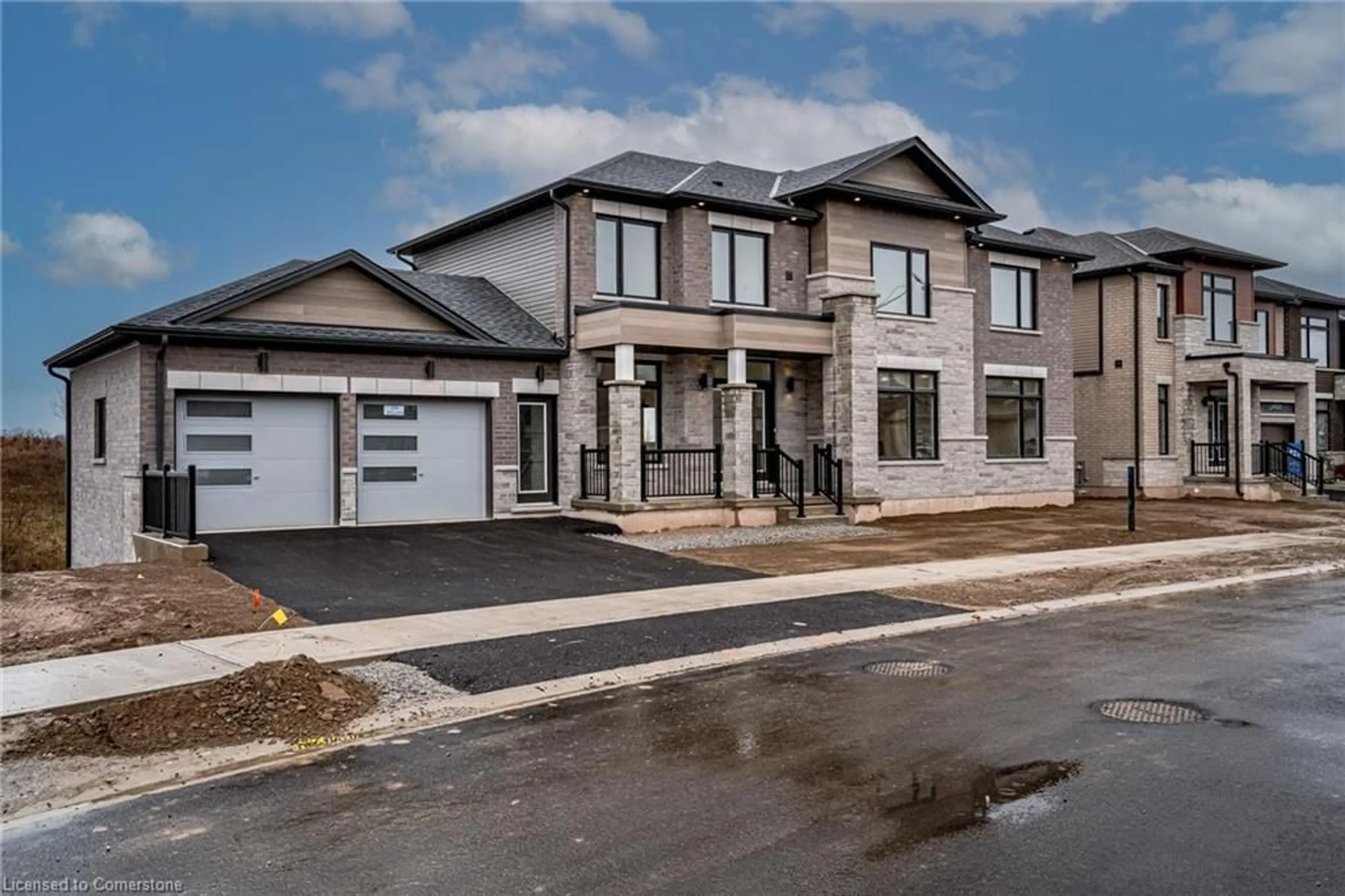 Frontside or backside of a home, the street view for 239 Midland Pl, Welland Ontario L3B 0H4