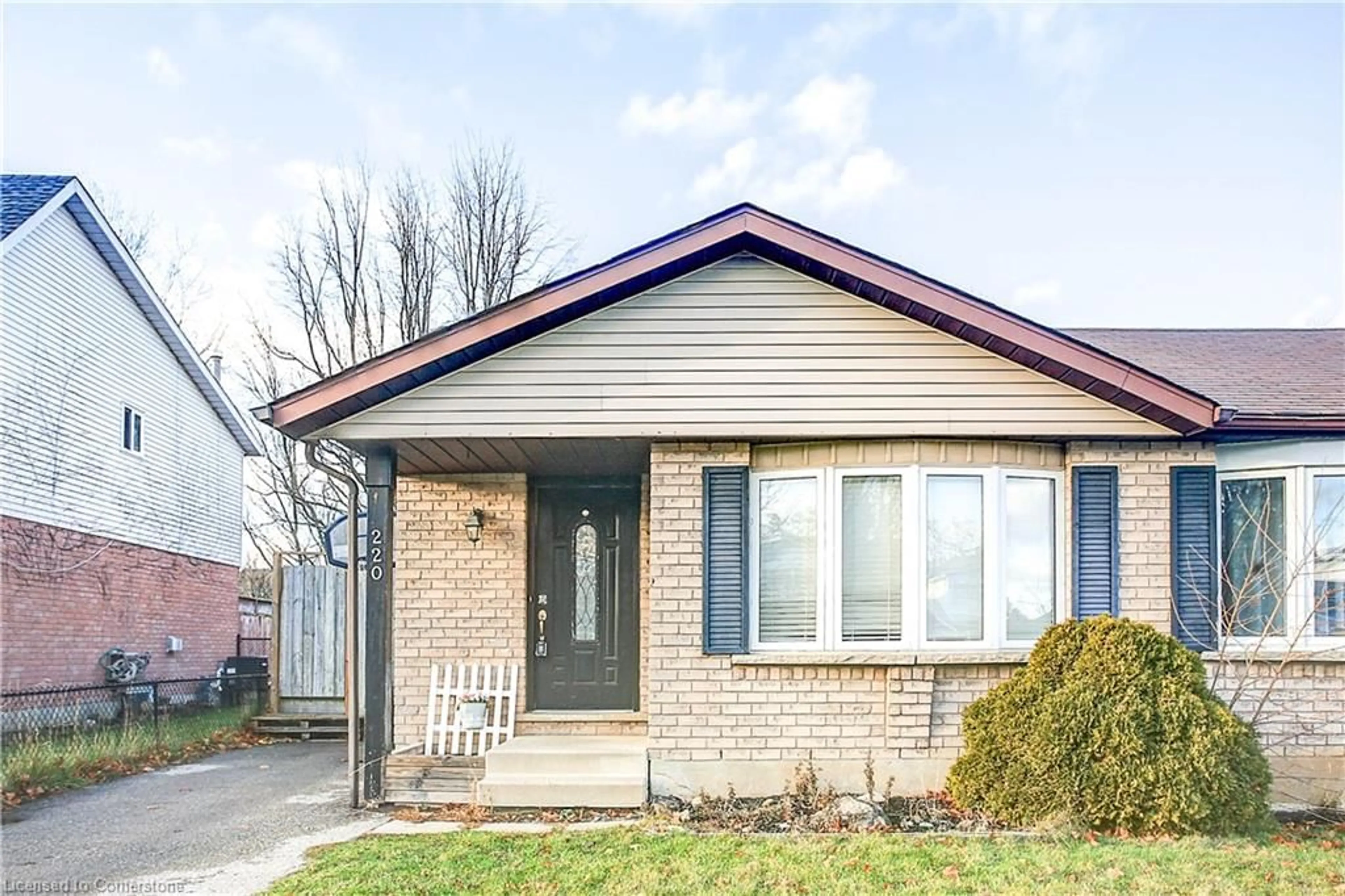 Frontside or backside of a home, cottage for 220 Bankside Dr, Kitchener Ontario N2N 3E5