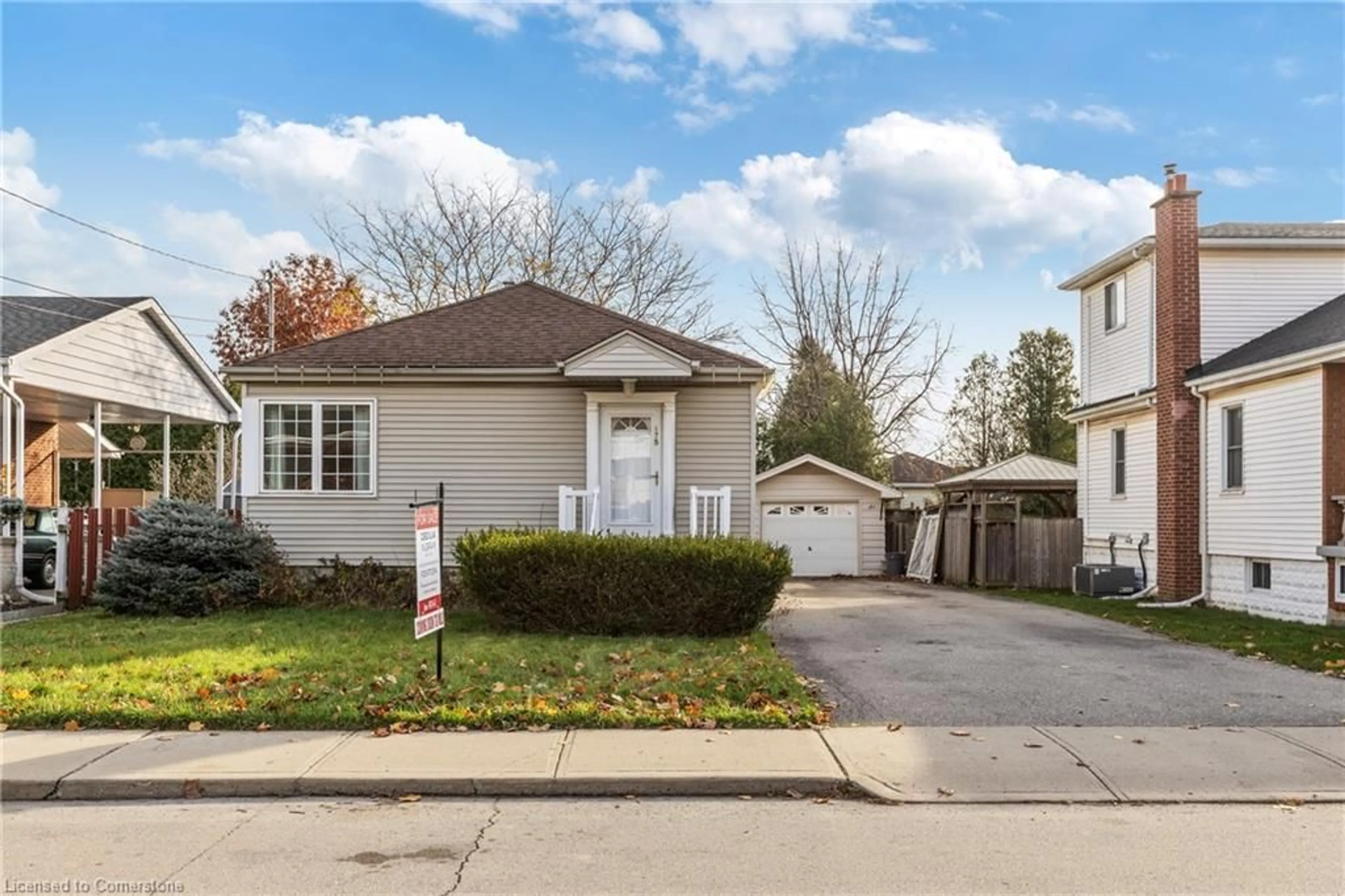 Frontside or backside of a home, cottage for 175 Rosedale Ave, Hamilton Ontario L8K 4N4