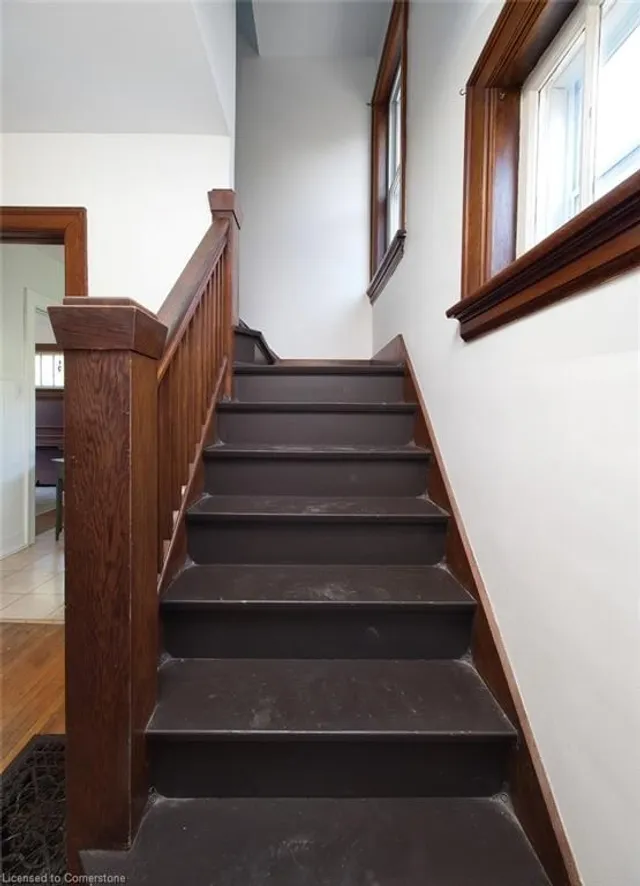 Additional property image - 34 Park St