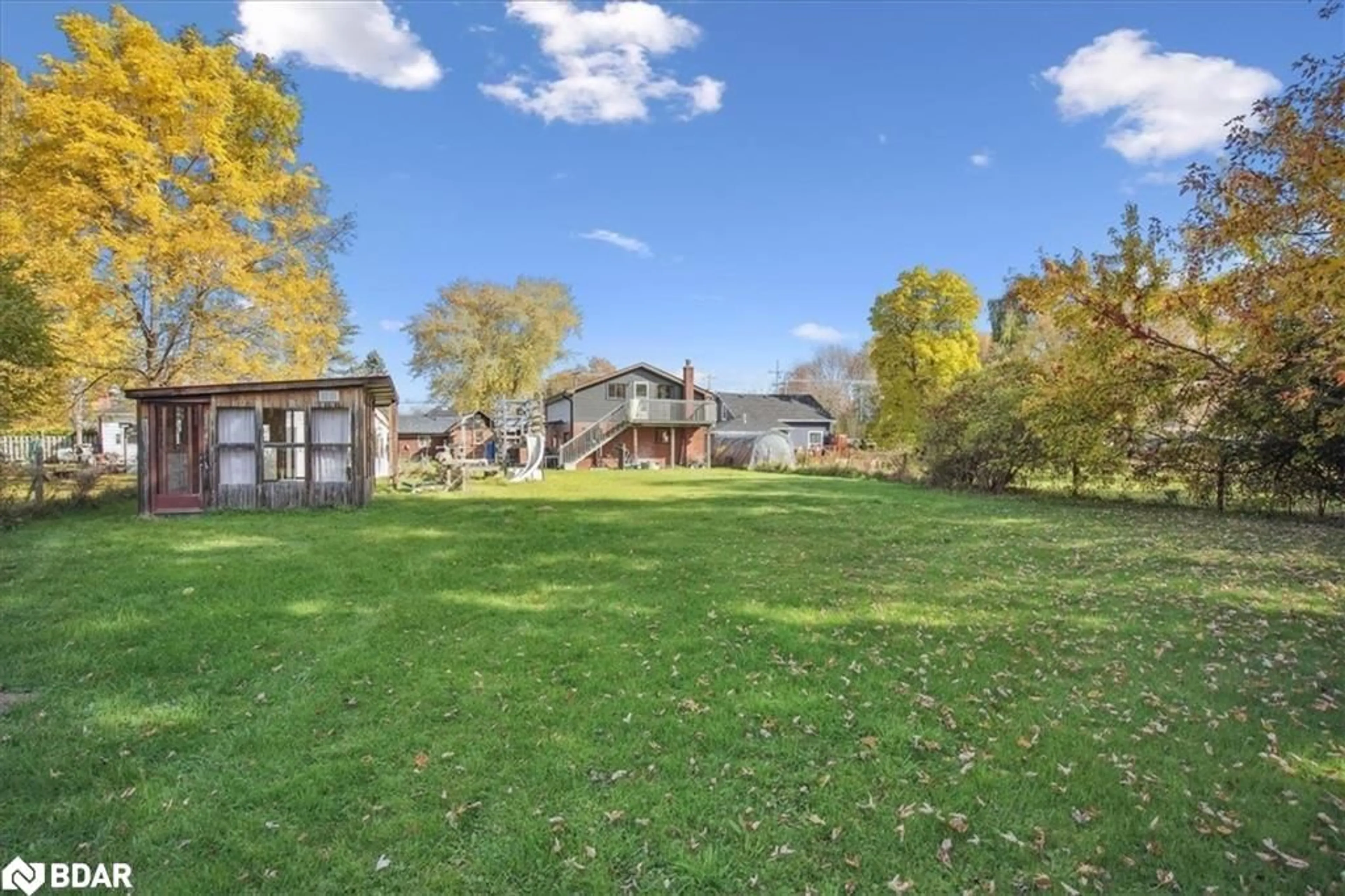 A pic from exterior of the house or condo, the fenced backyard for 31474 Lakeridge Rd, Cannington Ontario L0E 1N0