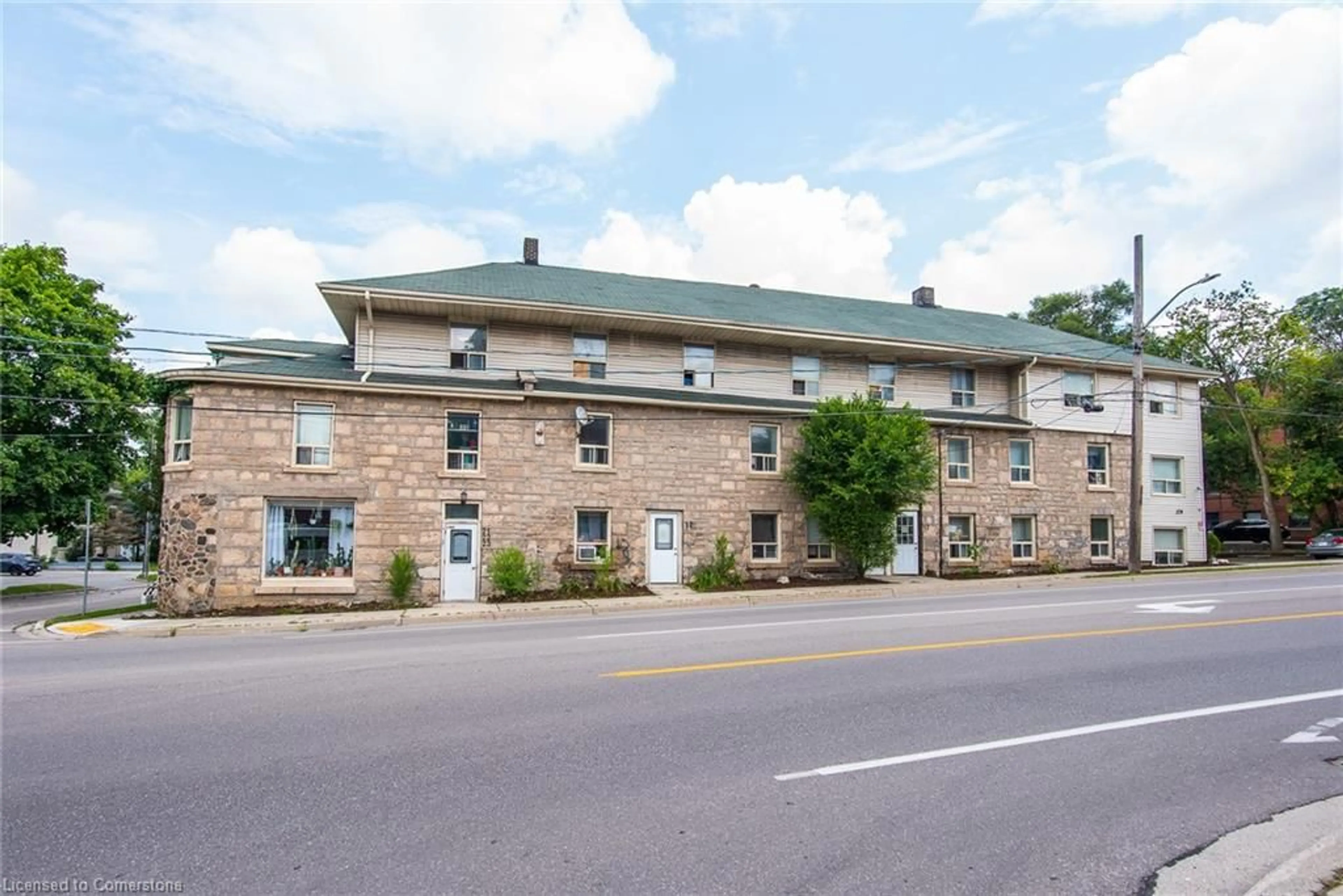 A pic from exterior of the house or condo, the front or back of building for 220 Gordon St, Guelph Ontario N1G 1X3