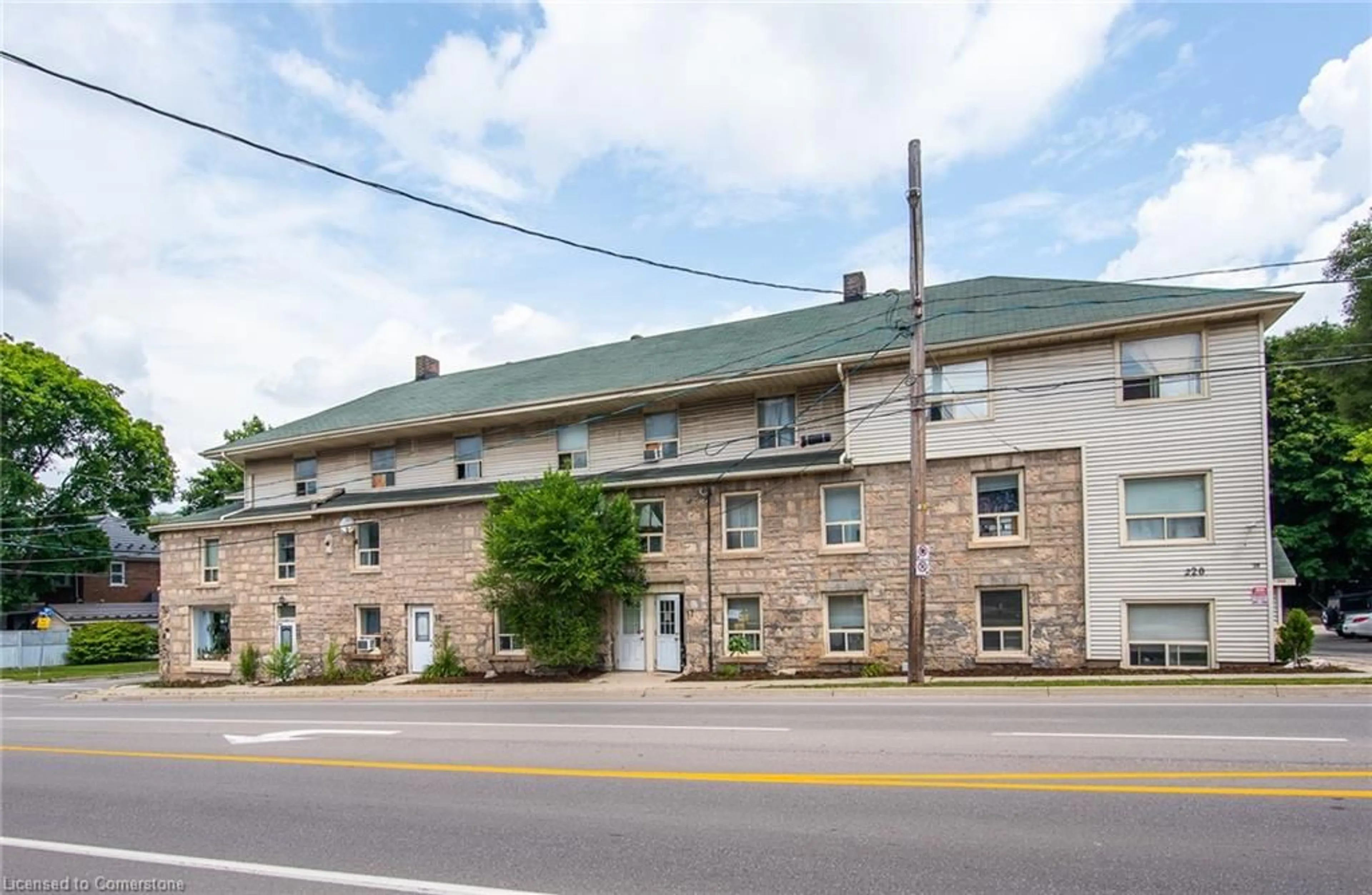 A pic from exterior of the house or condo, the front or back of building for 220 Gordon St, Guelph Ontario N1G 1X3