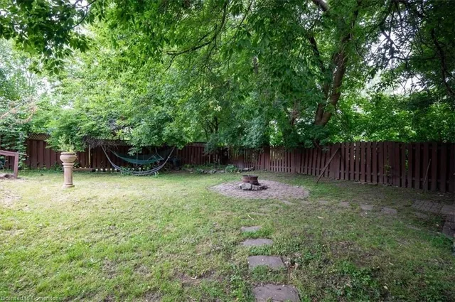 Additional property image - 194 Borden Ave