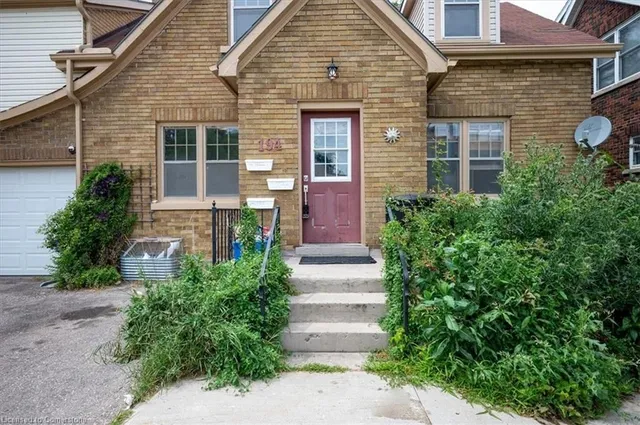 Additional property image - 194 Borden Ave