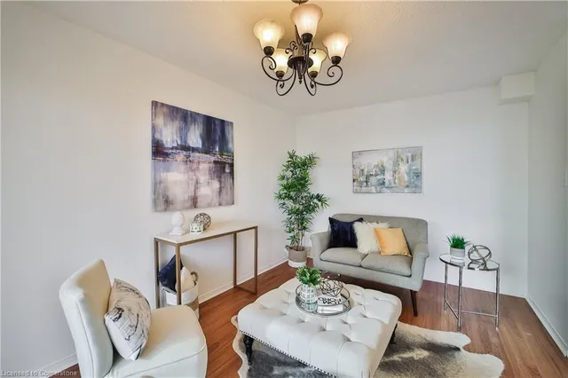 Additional property image - 1270 Maple Crossing Blvd Unit 705