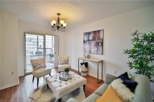 Additional property image - 1270 Maple Crossing Blvd Unit 705