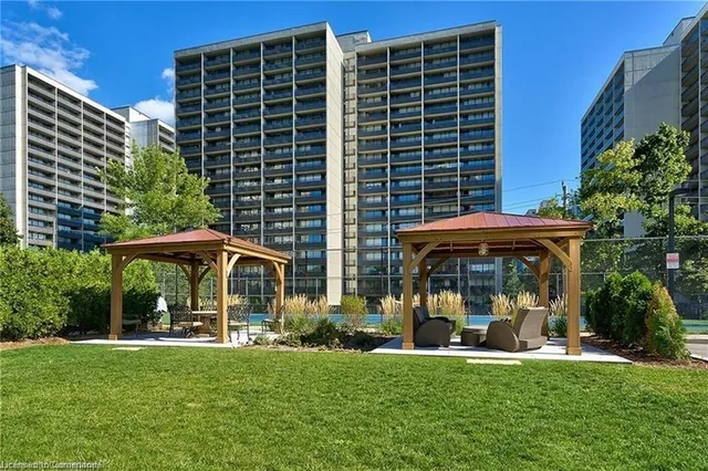 Additional property image - 1270 Maple Crossing Blvd Unit 705