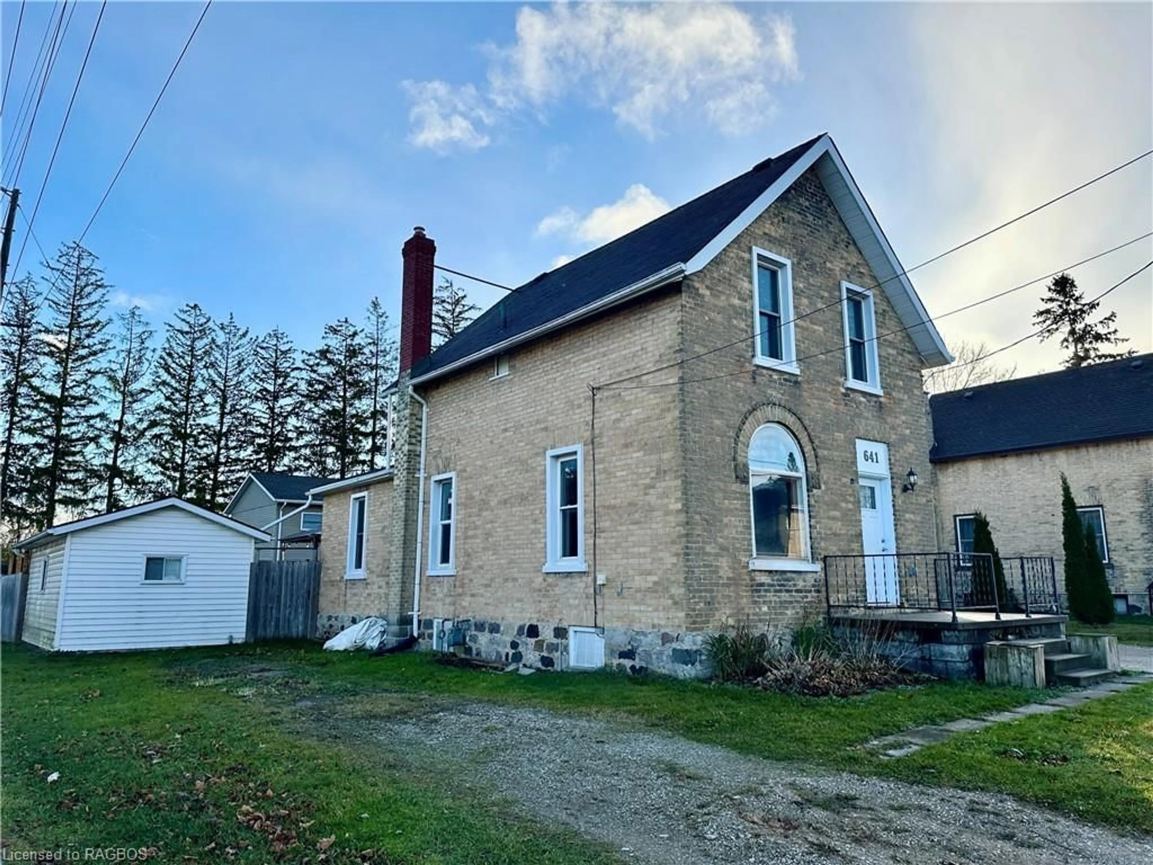 Frontside or backside of a home, cottage for 641 10th Ave, Hanover Ontario N4N 2P6