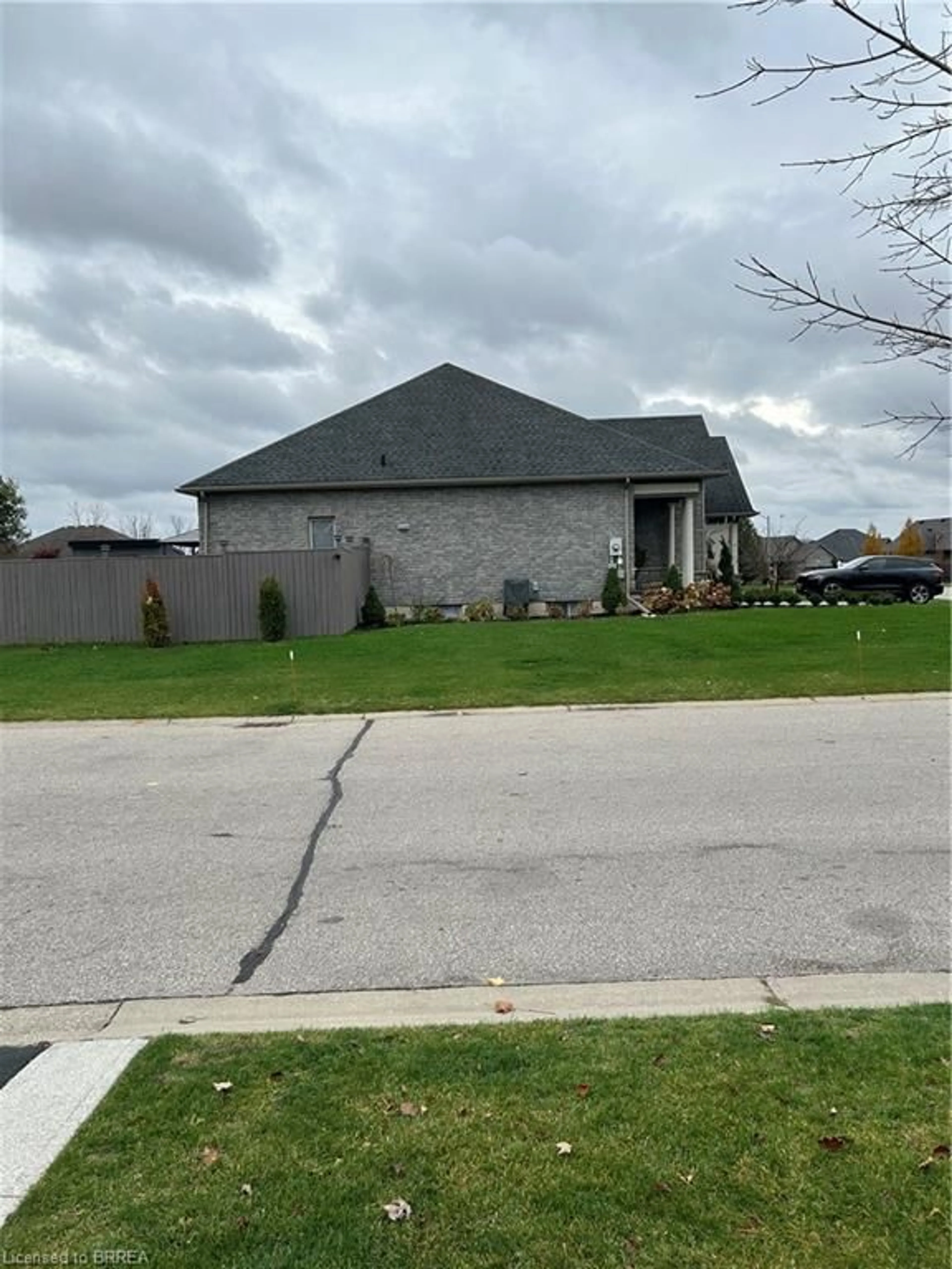 Frontside or backside of a home, the street view for 2 Kim Lane, Waterford Ontario N0E 1Y0