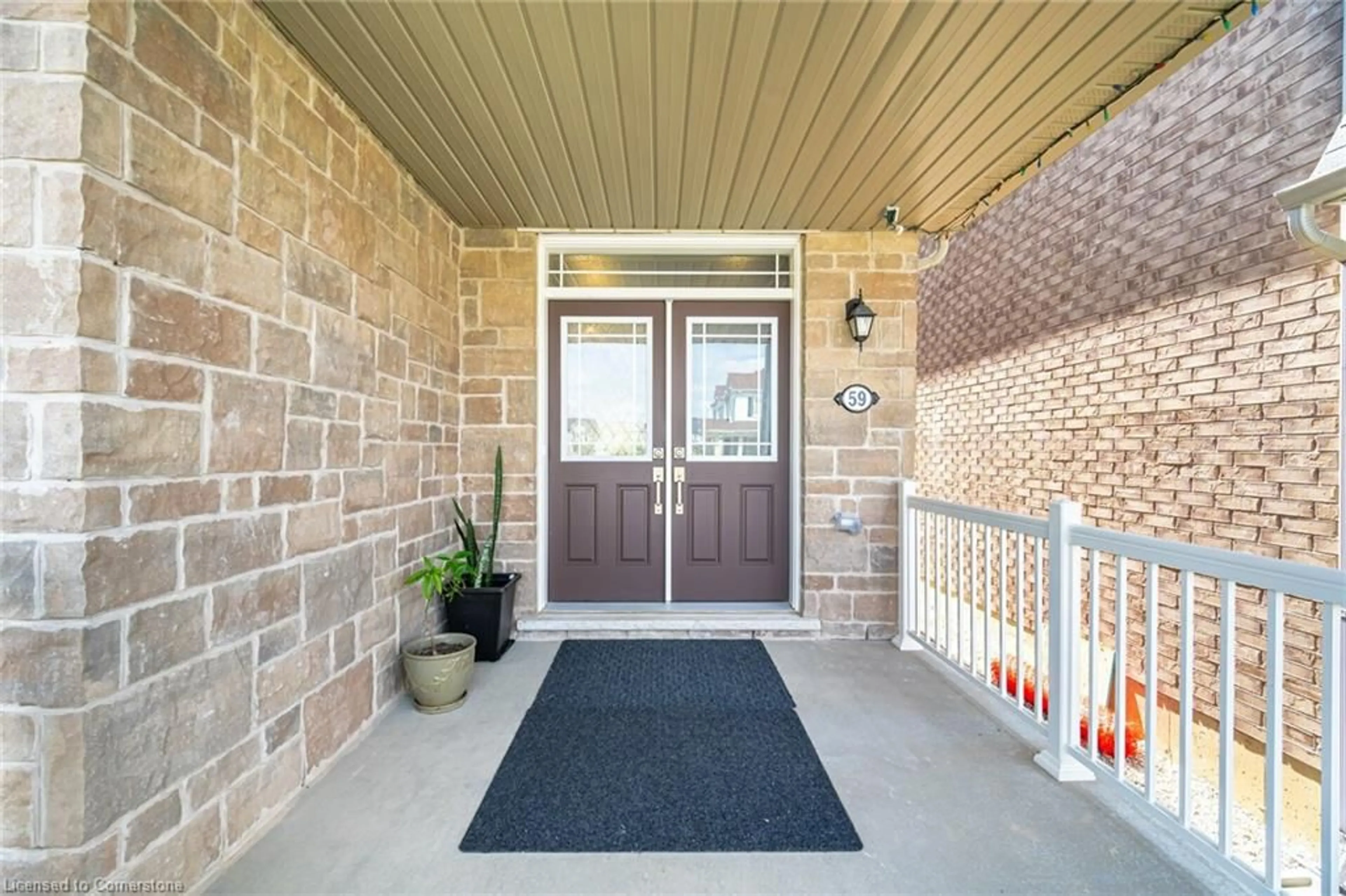 Indoor entryway, wood floors for 59 Stamford St, Breslau Ontario N0B 1M0