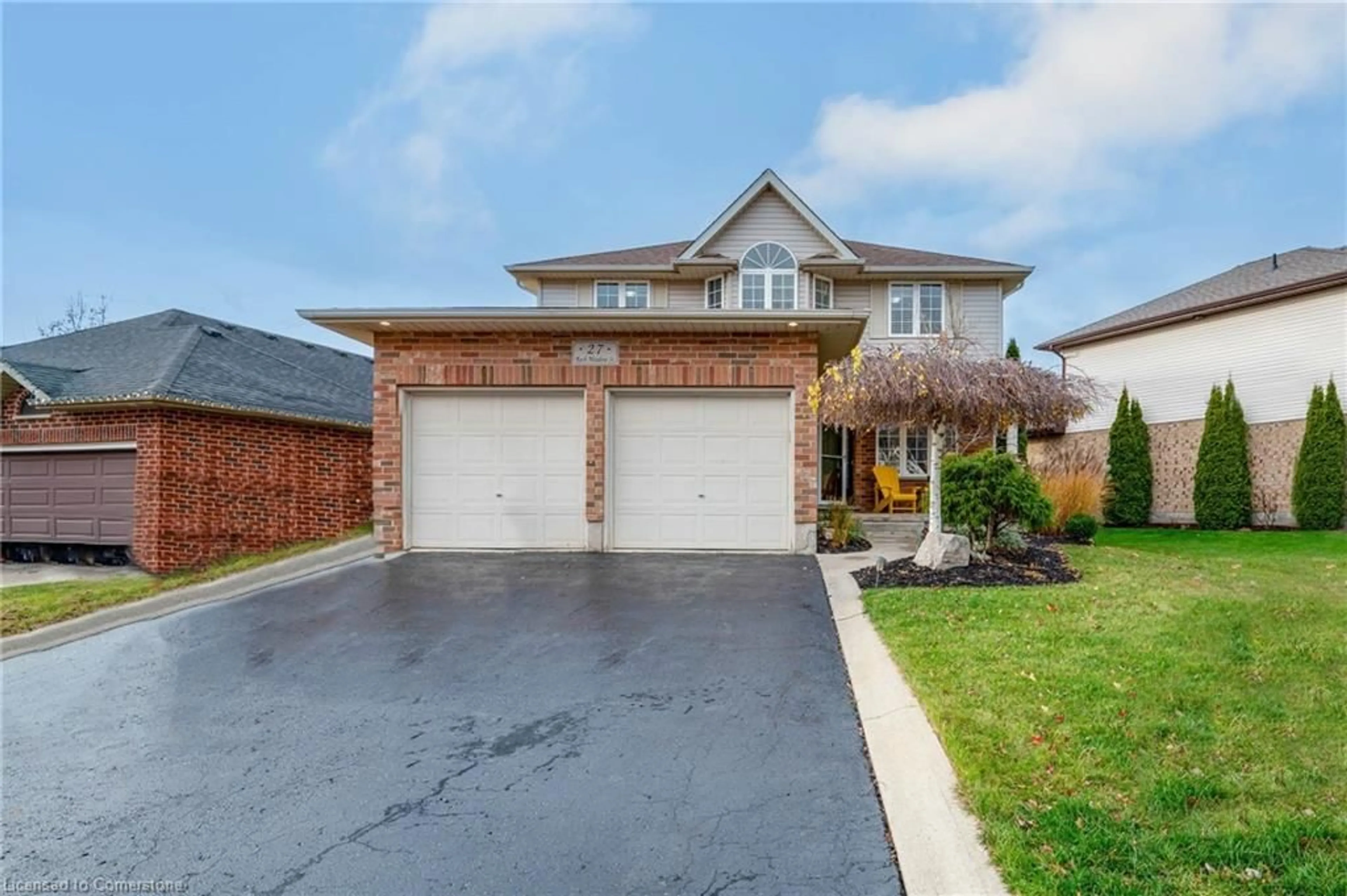 Frontside or backside of a home, cottage for 27 Rush Meadow St, Kitchener Ontario N2R 1S9