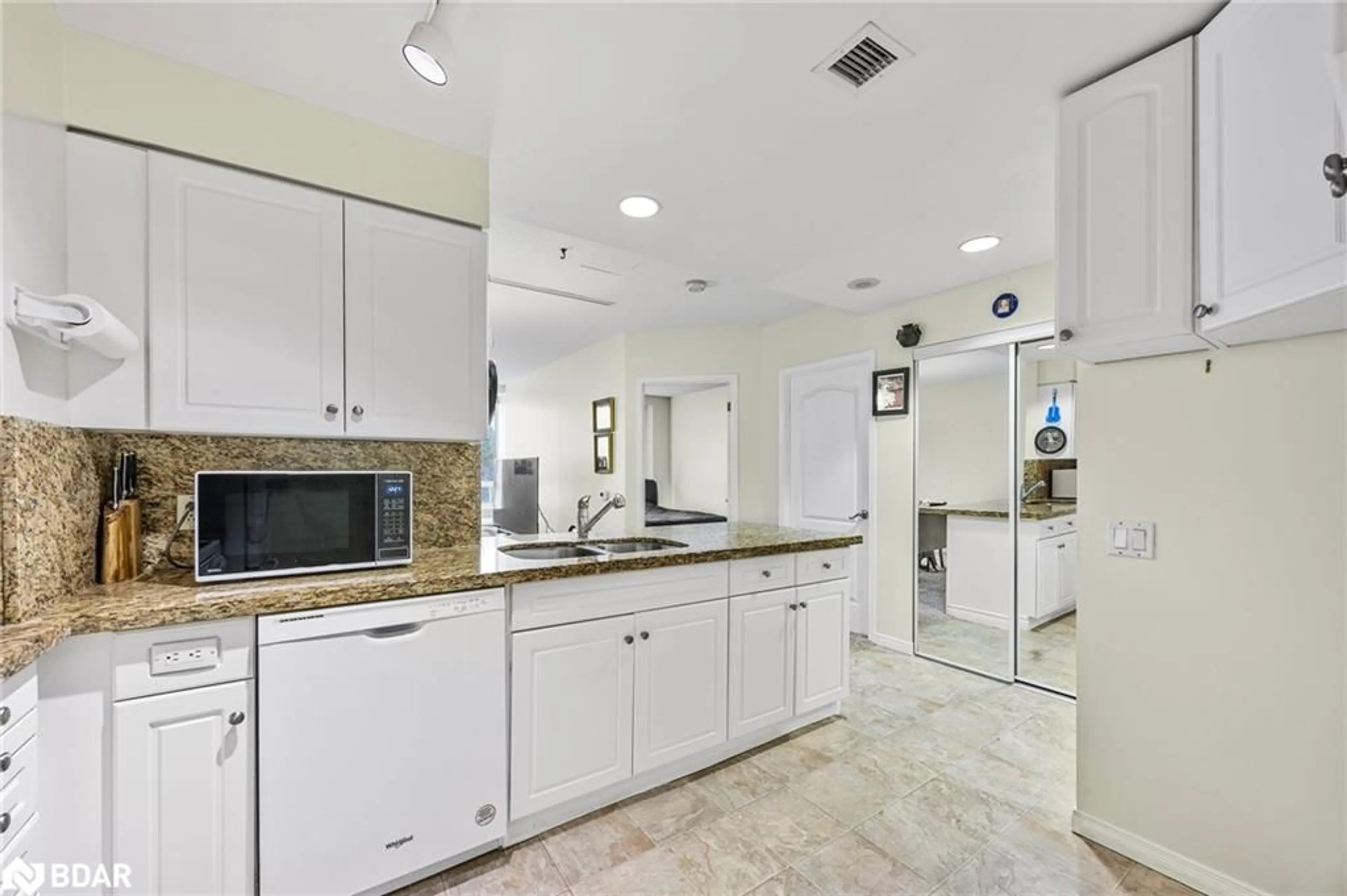 Kitchen, ceramic floors, cottage for 74 Ross St #53, Barrie Ontario L4N 1G3