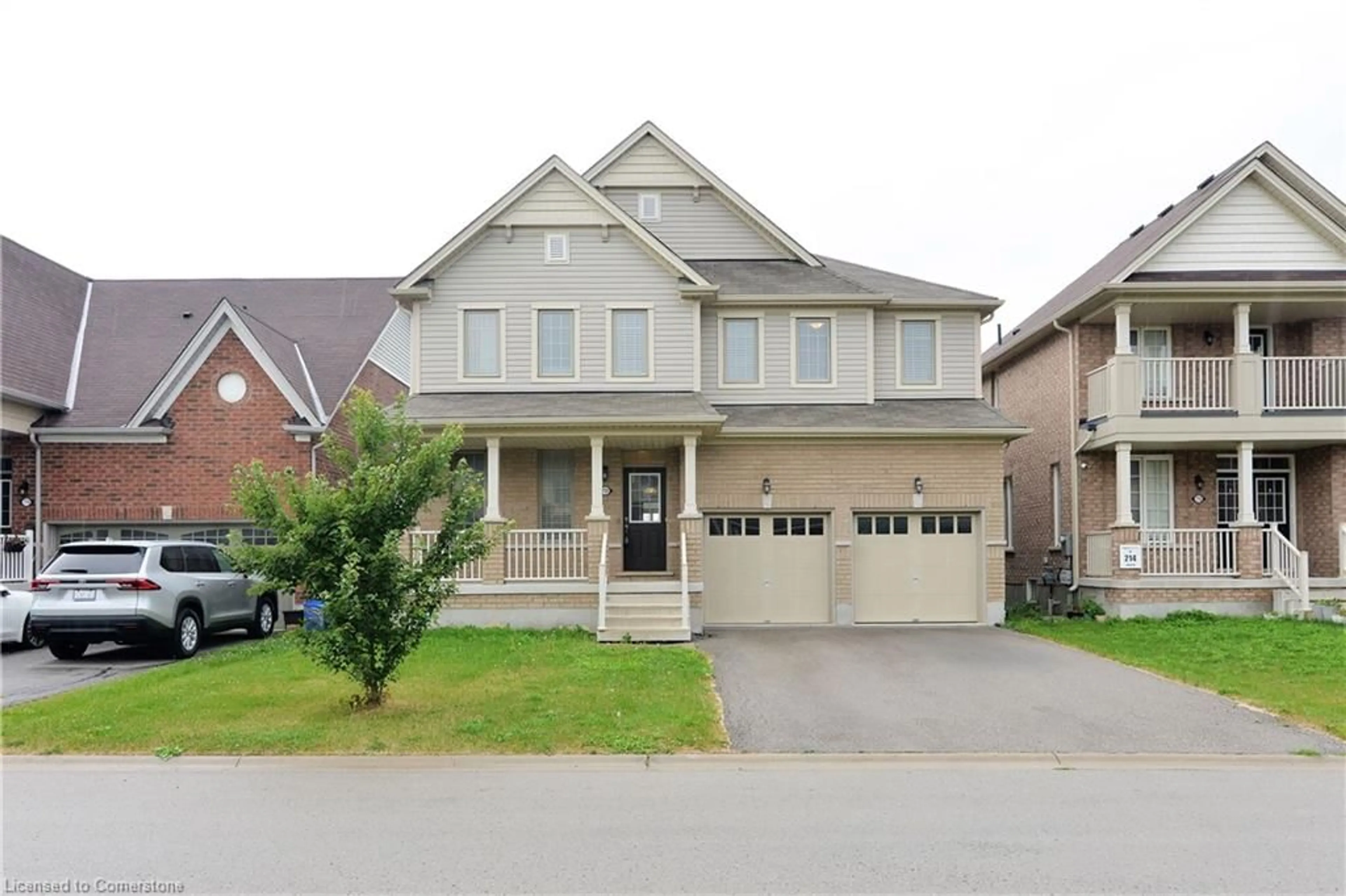 Frontside or backside of a home, the street view for 7724 Black Maple Dr, Niagara Falls Ontario L2H 0N7