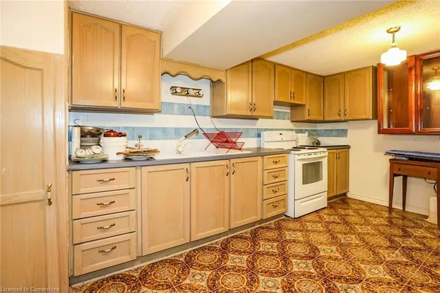 Additional property image - 171 Britannia Ave