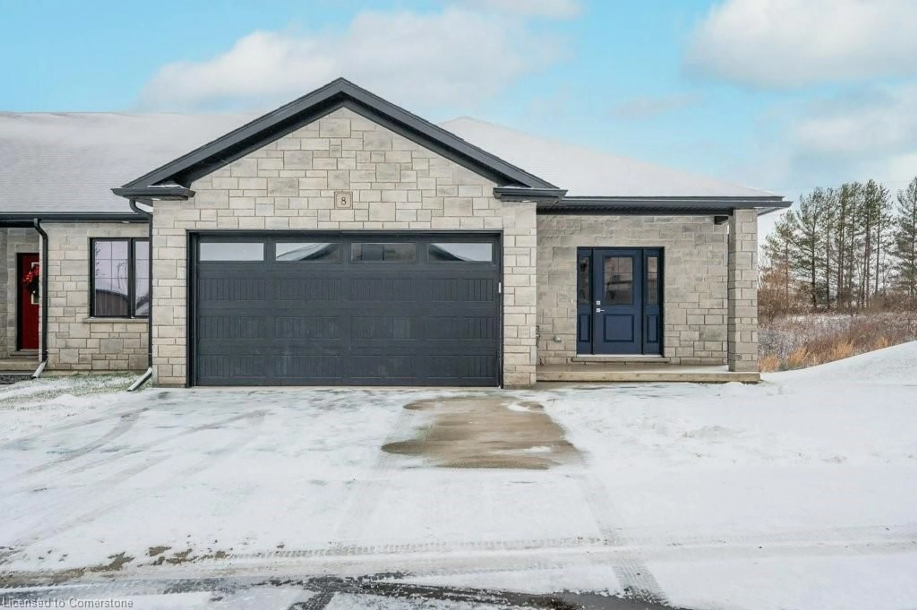 Frontside or backside of a home, the street view for 19 Mclaren Ave Ave #8, Listowel Ontario N4W 0K1