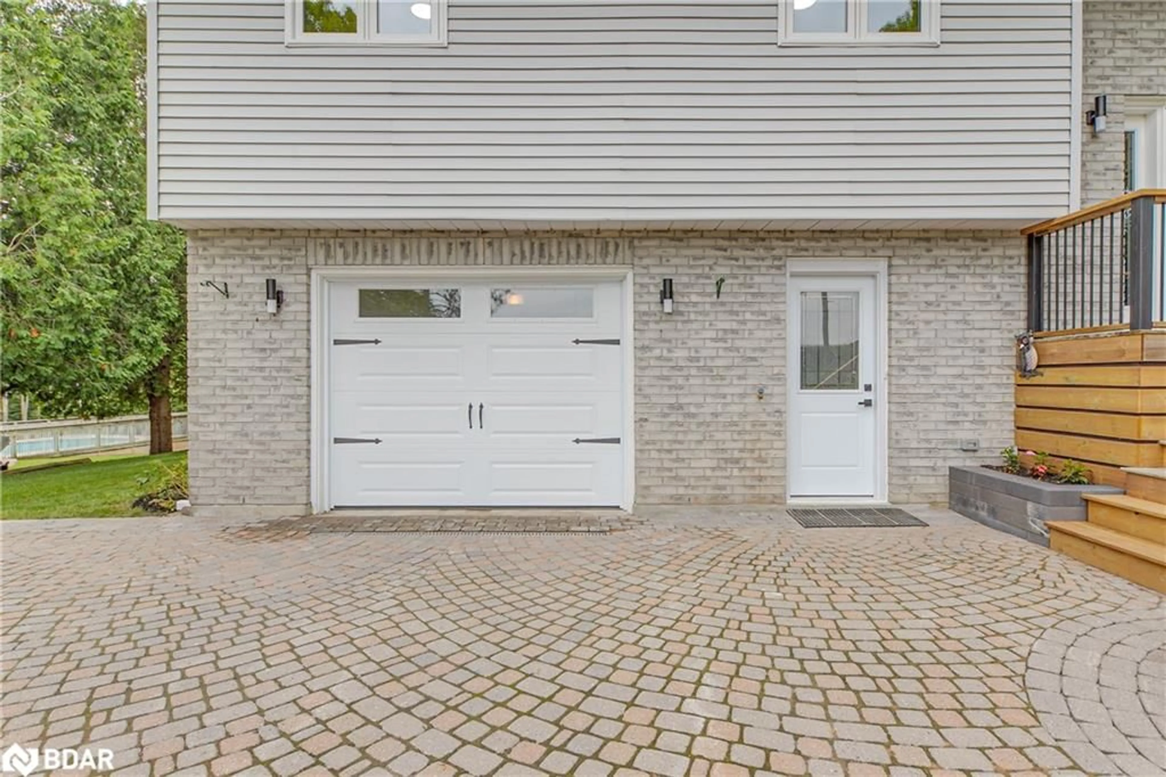 A pic from exterior of the house or condo, cottage for 622 Scarlett Line, Hillsdale Ontario L0L 1V0