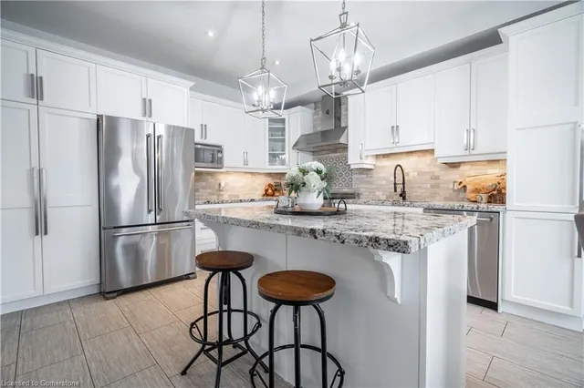 Additional property image - 97 Chartwell Cir