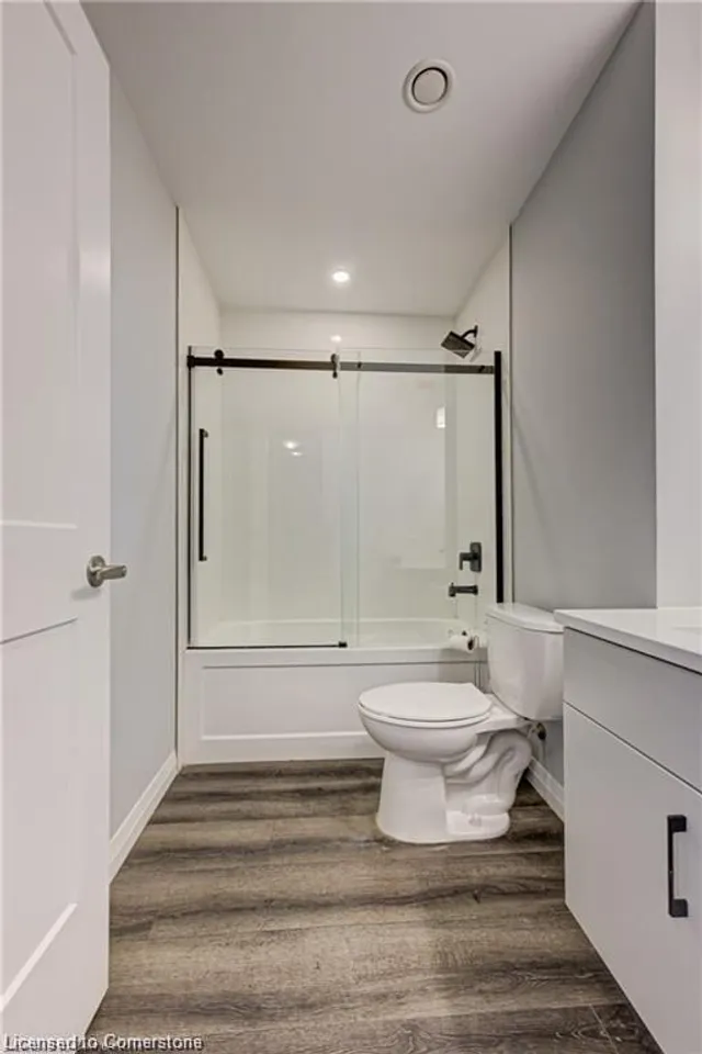 Additional property image - 104 Garment St Unit 2106