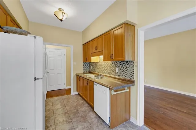 Additional property image - 416 Limeridge Rd Unit 109