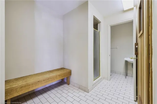 Additional property image - 416 Limeridge Rd Unit 109