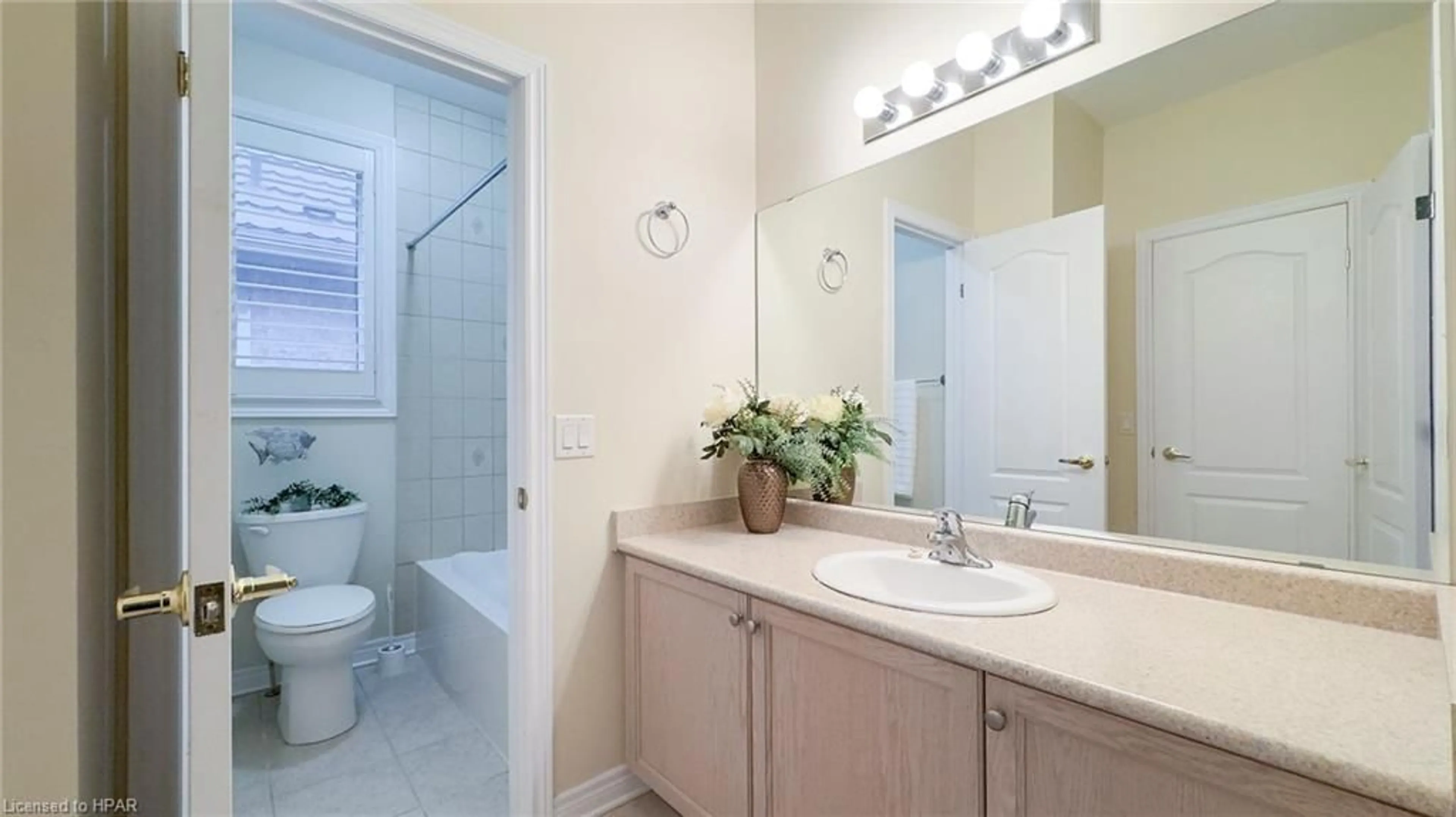 Bathroom, ceramic floors for 8 Macpherson Ave, Seaforth Ontario N0K 1W0