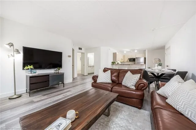 Additional property image - 2030 Cleaver Ave Unit 212