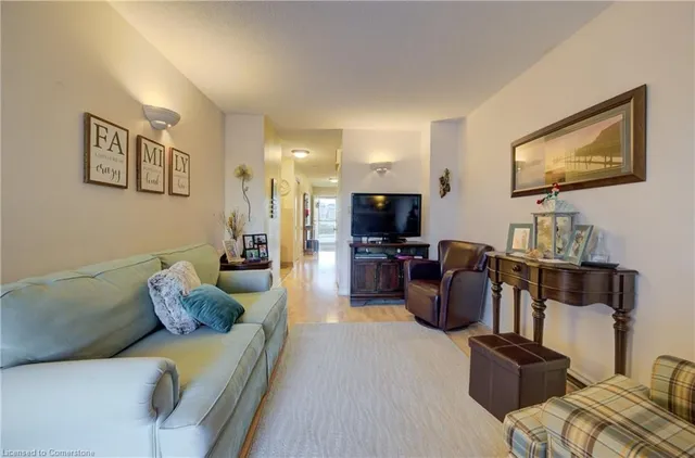 Additional property image - 180 Dicenzo Dr