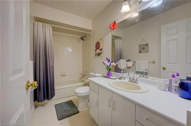 Additional property image - 180 Dicenzo Dr