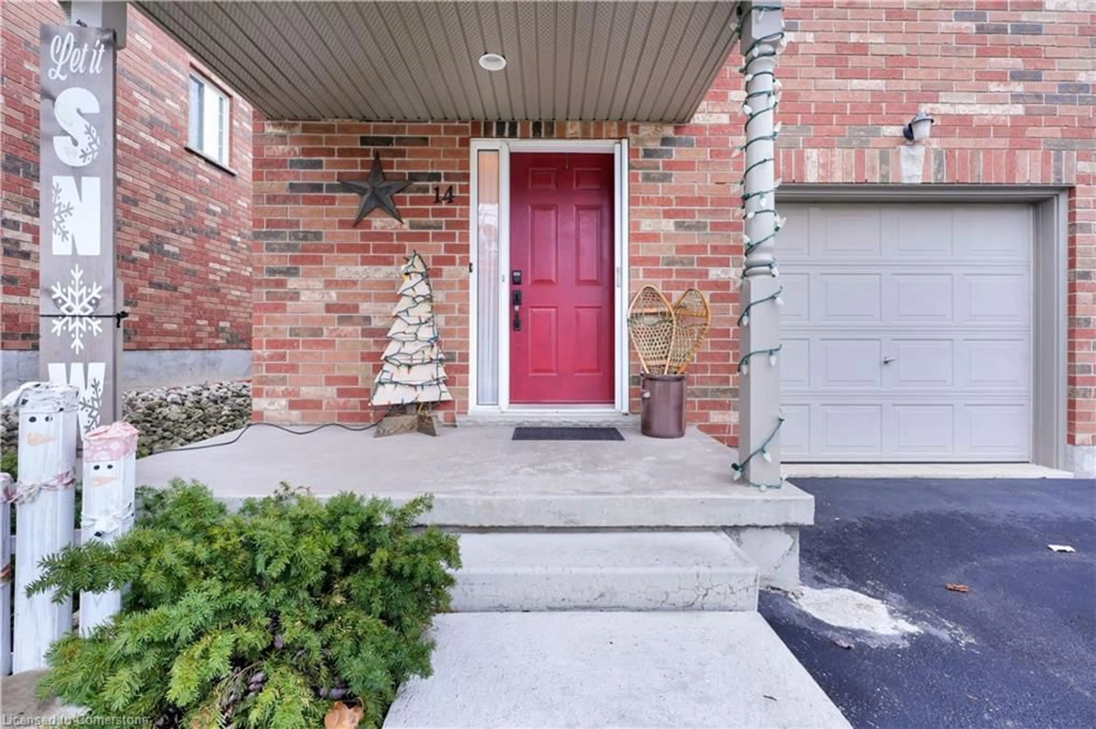 Home with brick exterior material for 30 Bryan Crt #14, Kitchener Ontario N2A 4J5