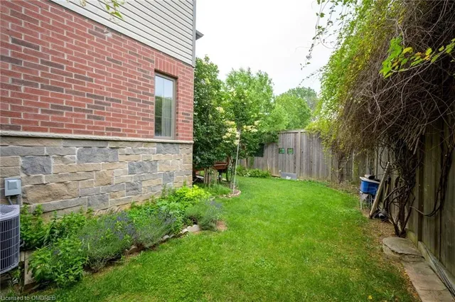 Additional property image - 93 Southshore Crescent