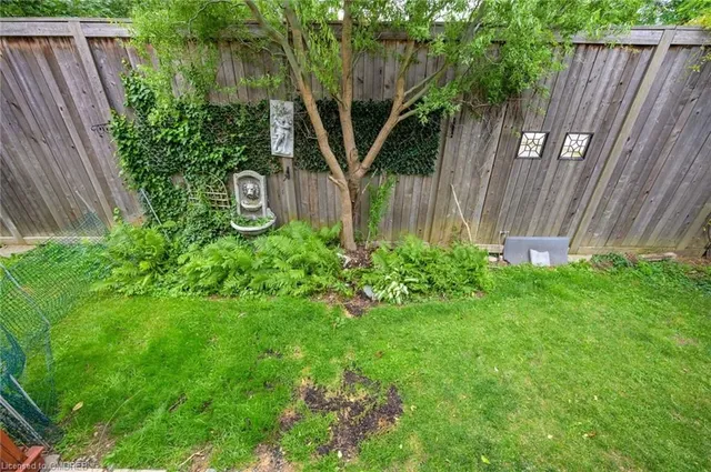 Additional property image - 93 Southshore Crescent