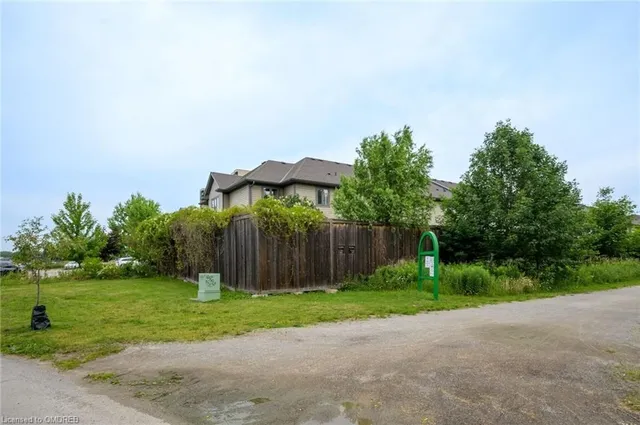 Additional property image - 93 Southshore Crescent
