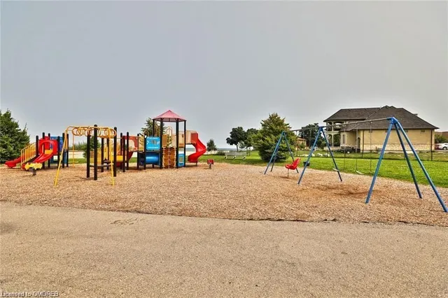 Additional property image - 93 Southshore Crescent