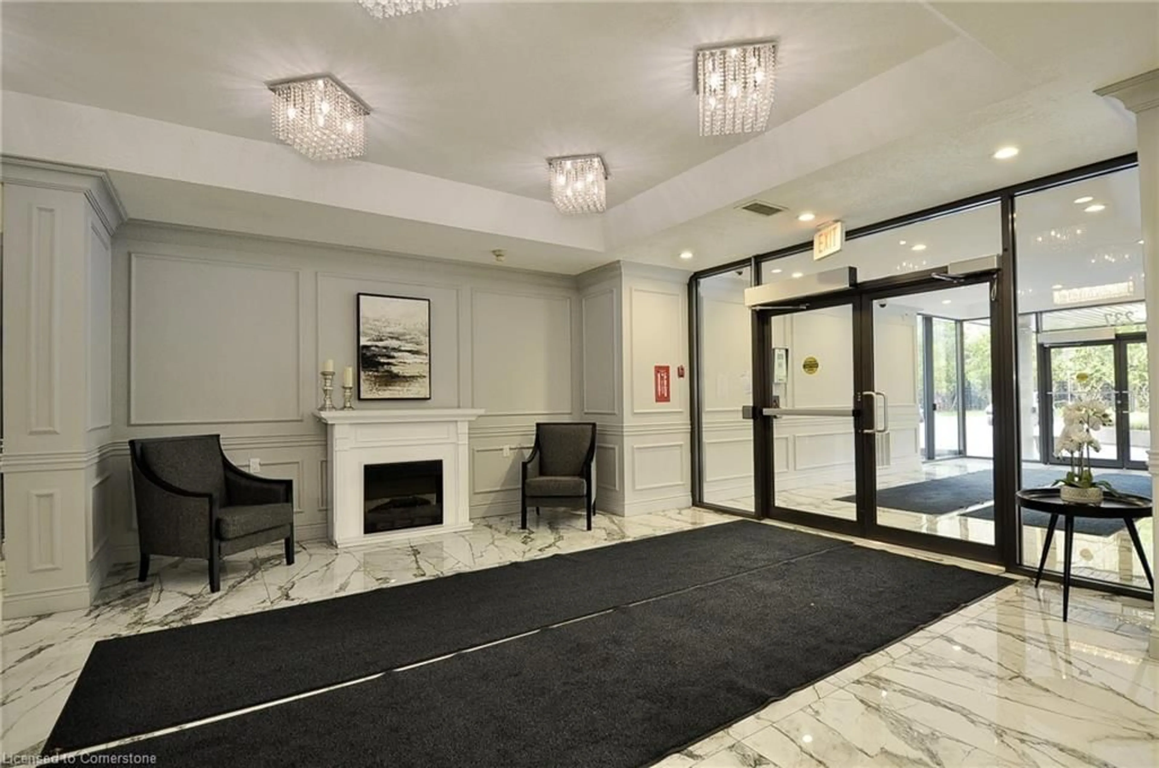 Indoor lobby, carpet floors for 237 King St #102, Cambridge Ontario N3H 5L2