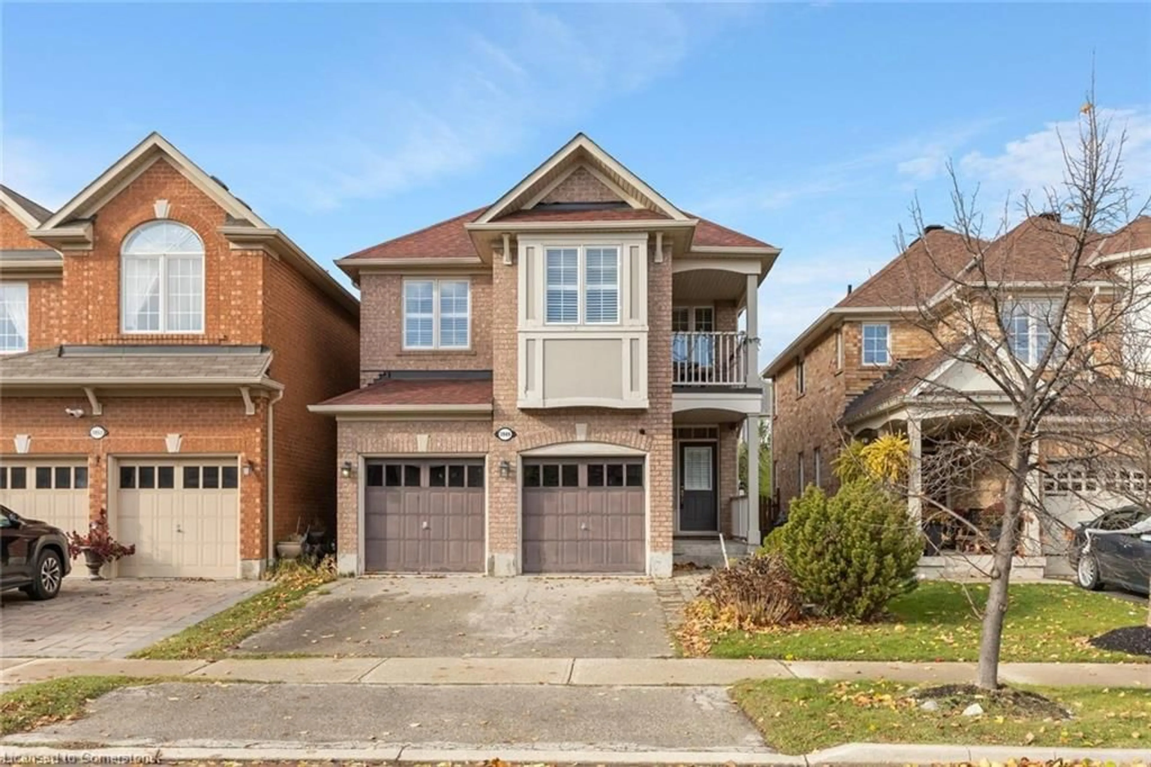 Home with brick exterior material, street for 3949 Mayla Dr, Mississauga Ontario L5M 7Y9