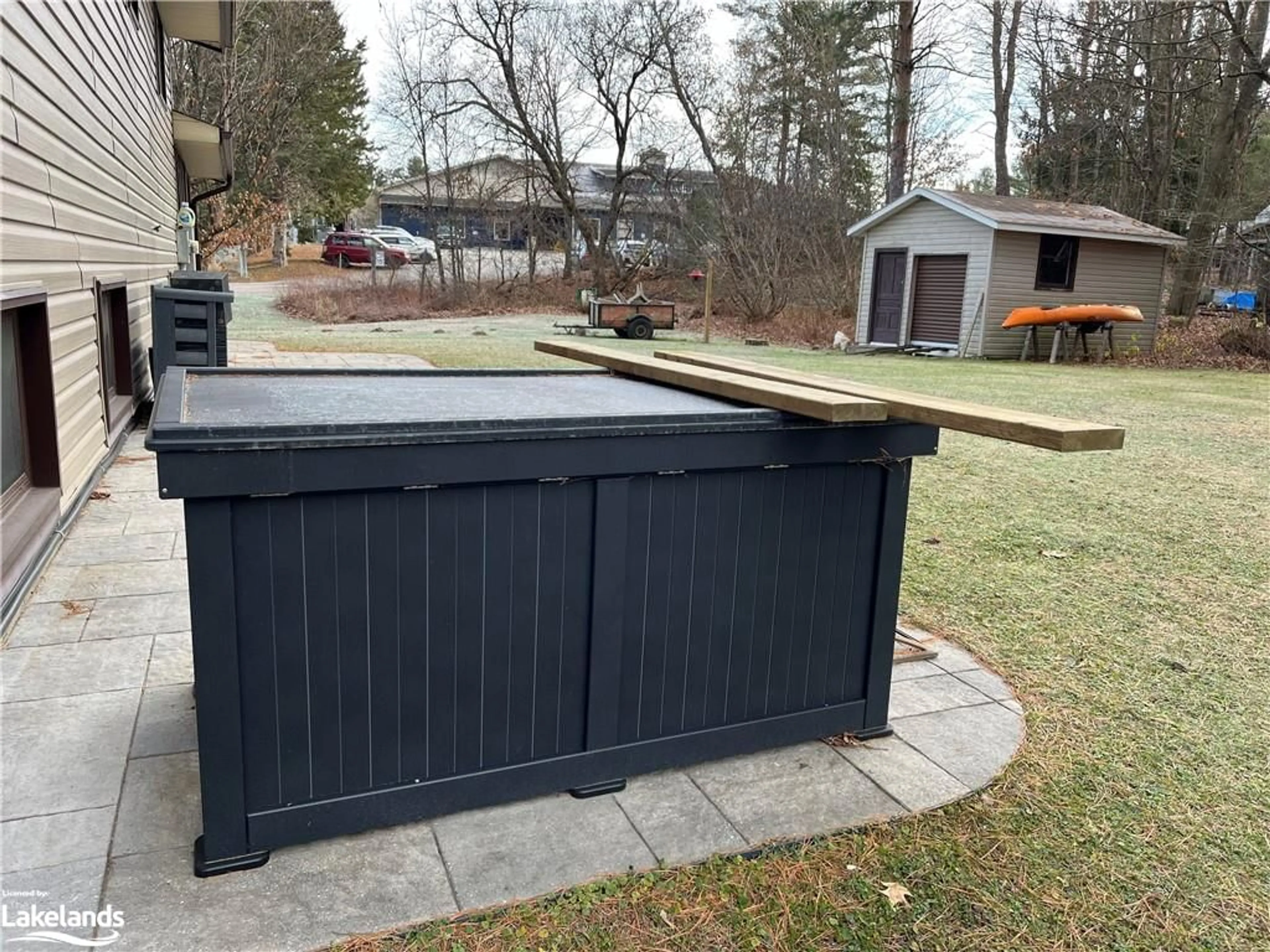Shed for 190 Taylor Rd, Bracebridge Ontario P1L 1J9